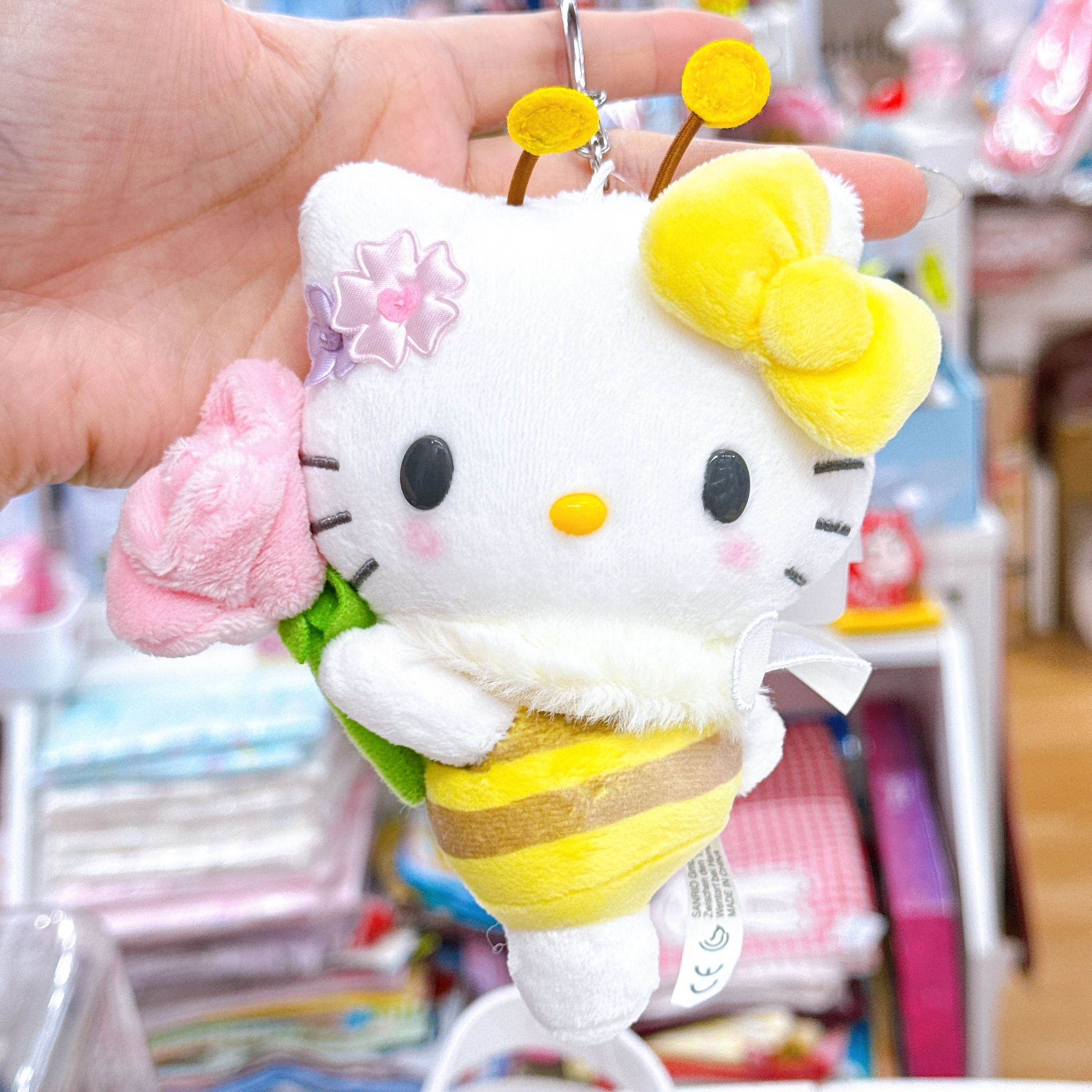 日本直送Sanrio 蜜蜂系列公仔掛飾