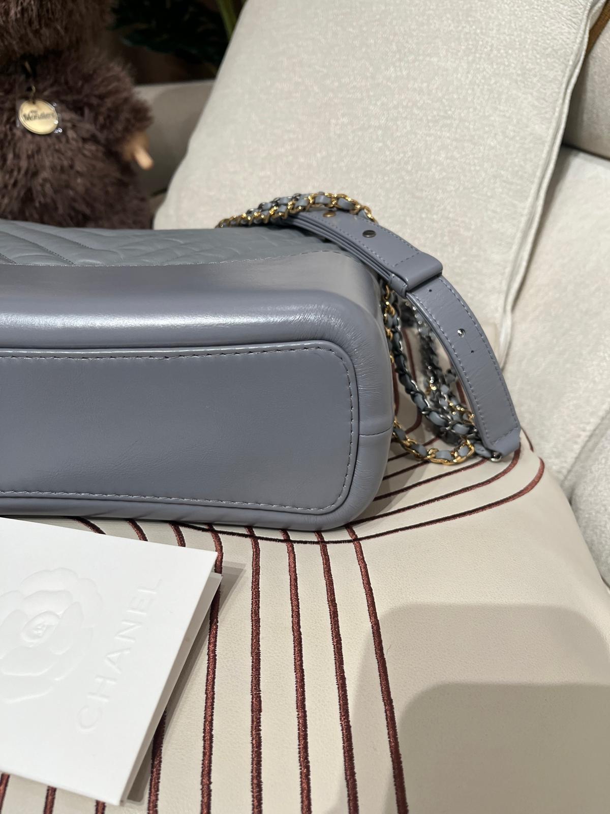 chanel Gabrielle medium Hobo 灰色V紋牛皮A93824 100%Authentic, 98%new ✅專門店收據✅29卡✅塵袋✅盒 