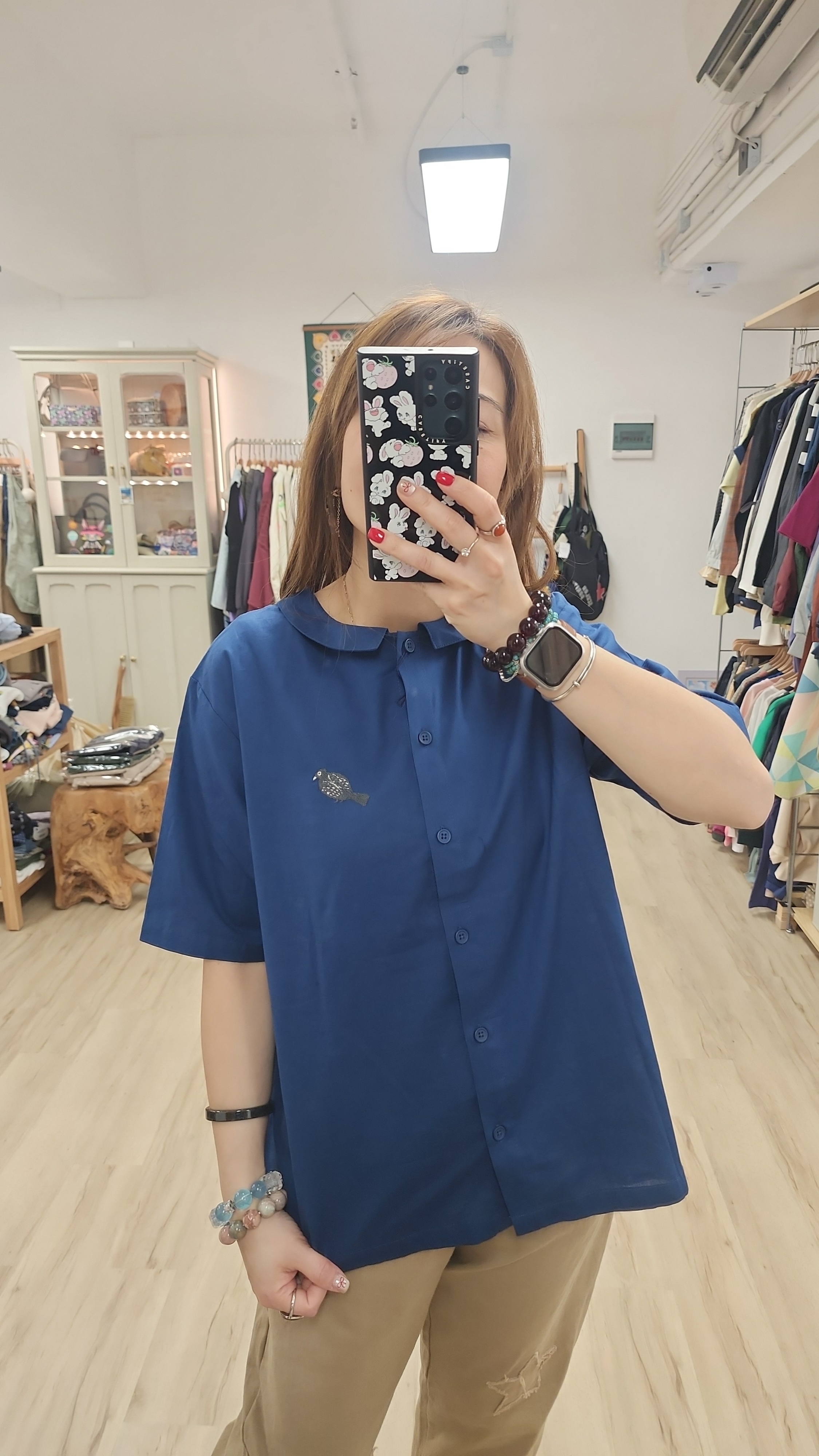 日牌藍拼刺繡花前後兩著棉麻裇