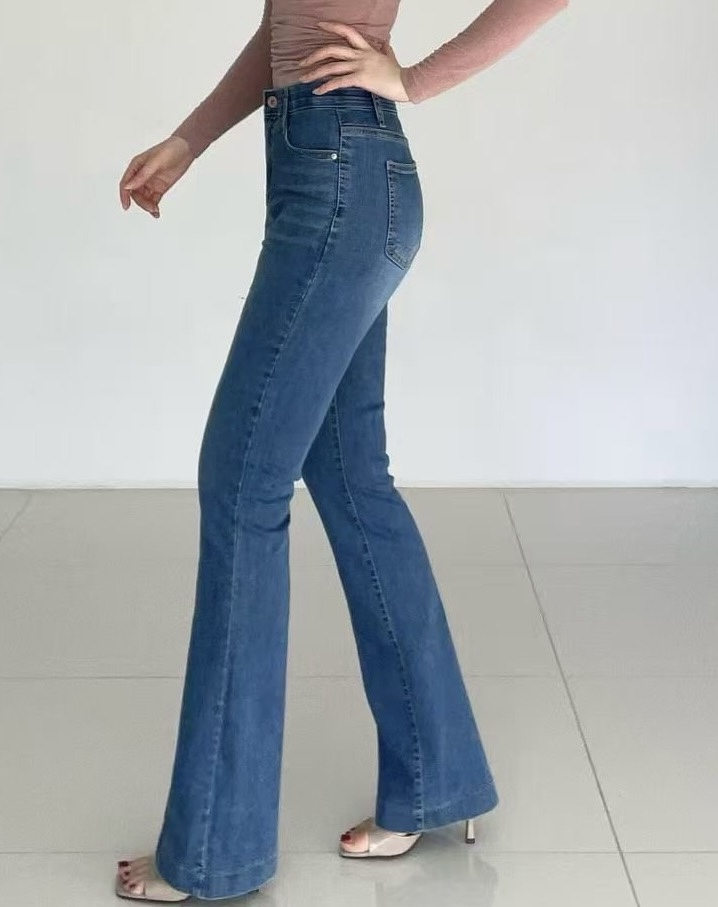 春季 HowLuk 微喇叭牛仔褲