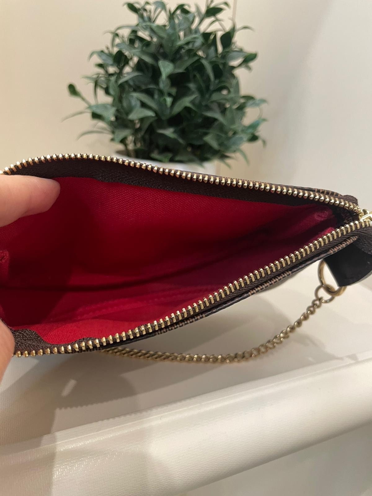 LV Mini Pochette 100%Authentic, 99%New ✅box