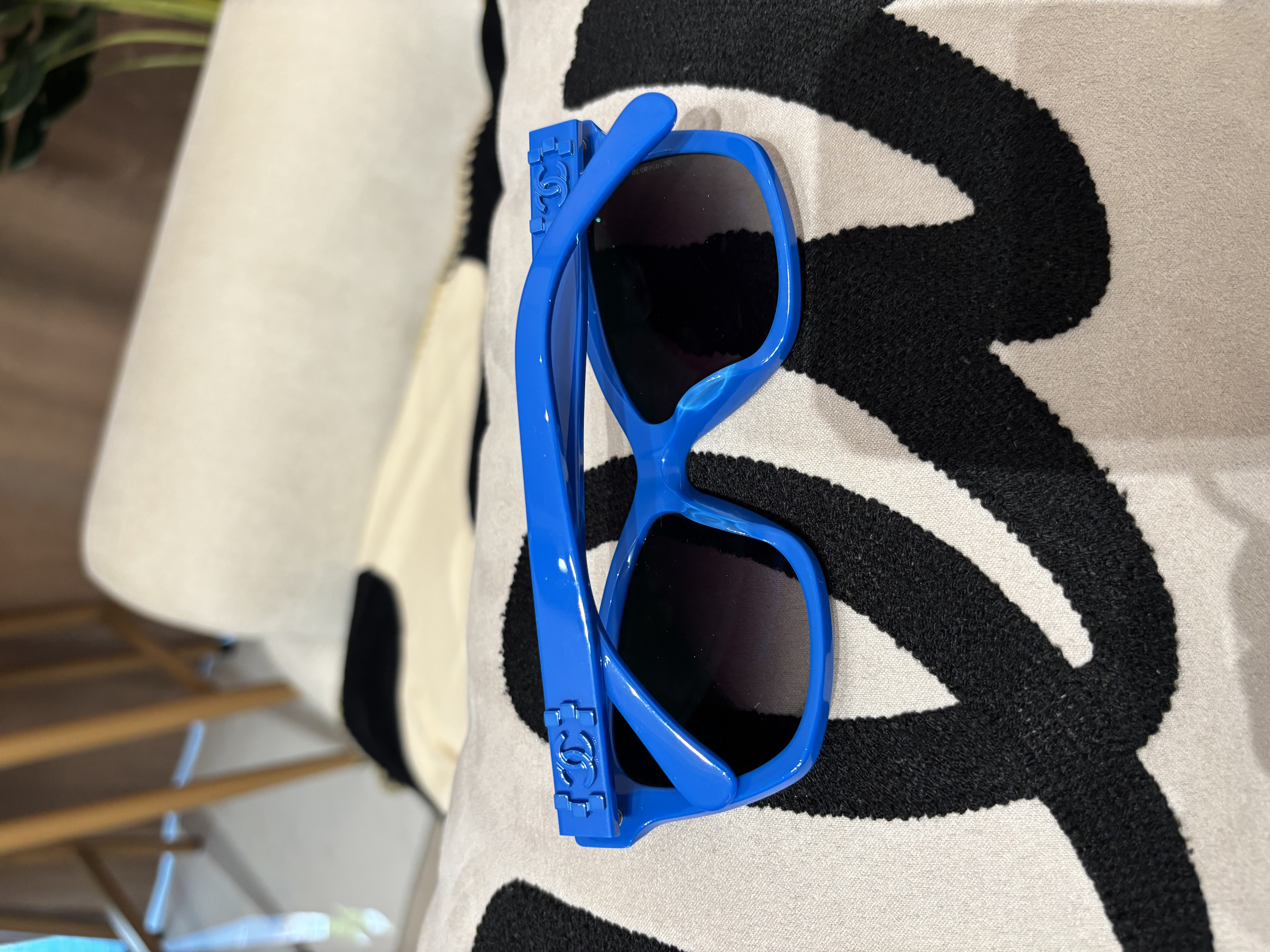 Chanel Sunglasses Blue 5313 100%Authentic, 99%New ✅box