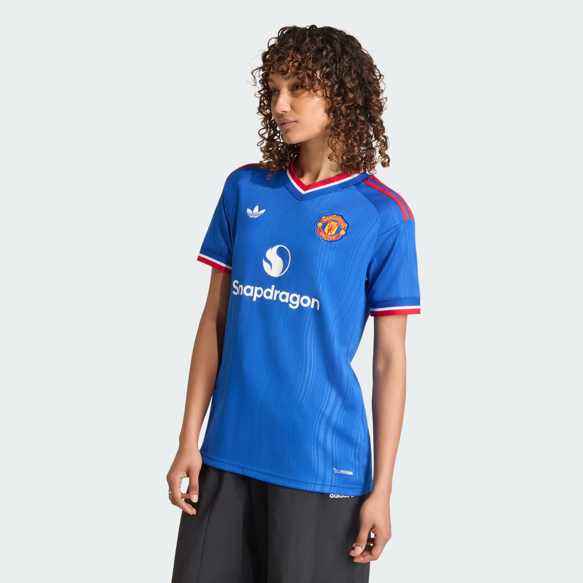 💙重溫經典藍魔傳奇 Adidas Manchester United 曼聯 2026-27 女裝短版作客球迷版球衣 (可加印字章) KC4813
