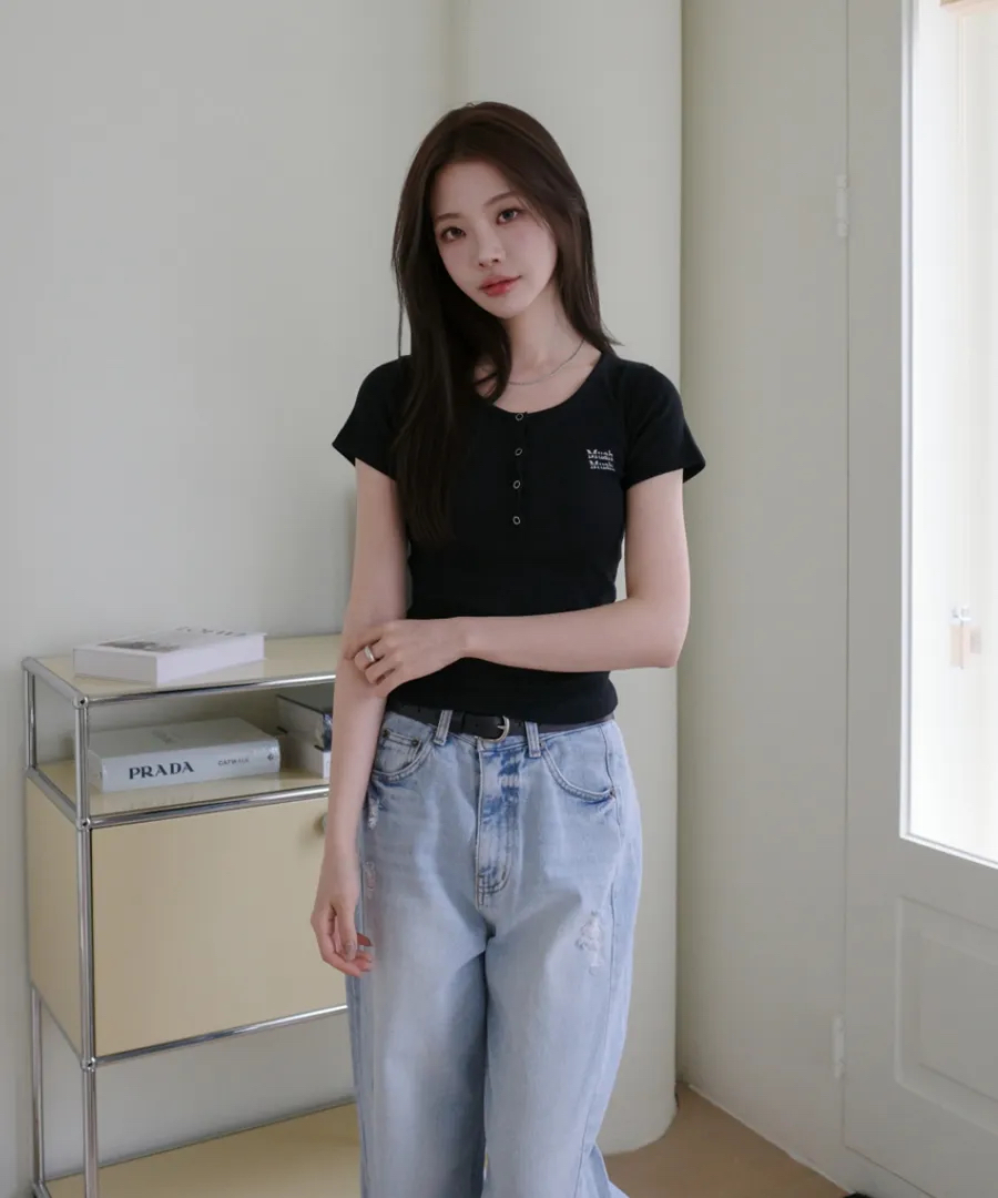 【預訂】 Huahmuah - Henley Neck V-Neck Short Sleeve T-Shirt 