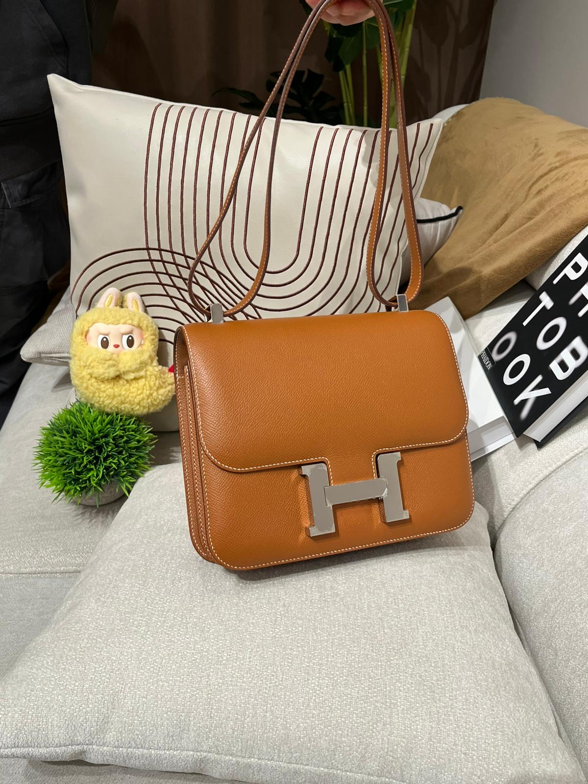 HERMES CONSTANCE 24, STAMP Z GOLD 銀扣，EPSOM牛皮，原裝貼 100%Authentic ,98%new ✅dust bag ✅box 
