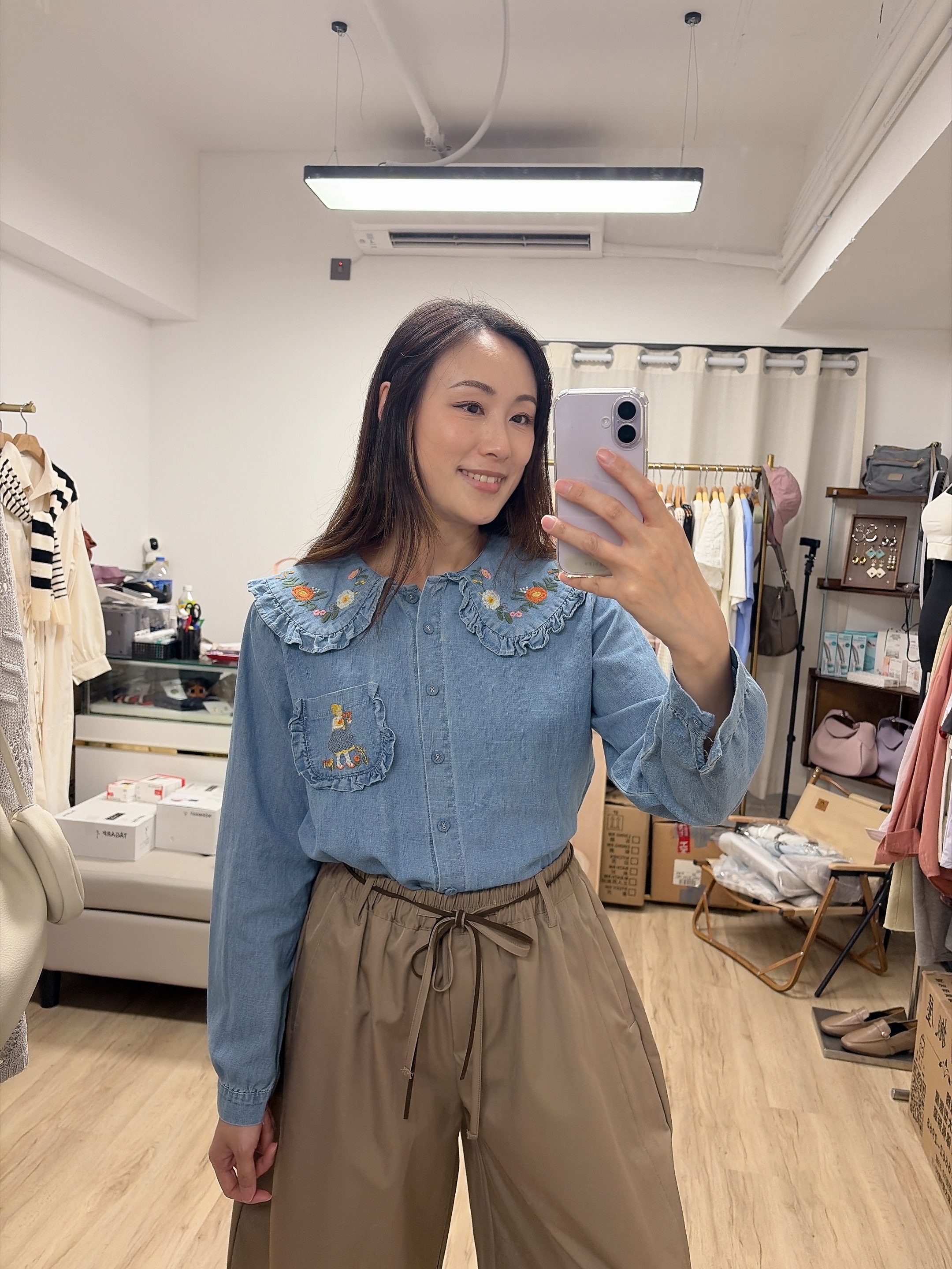 韓國洗水牛仔刺繡恤衫 