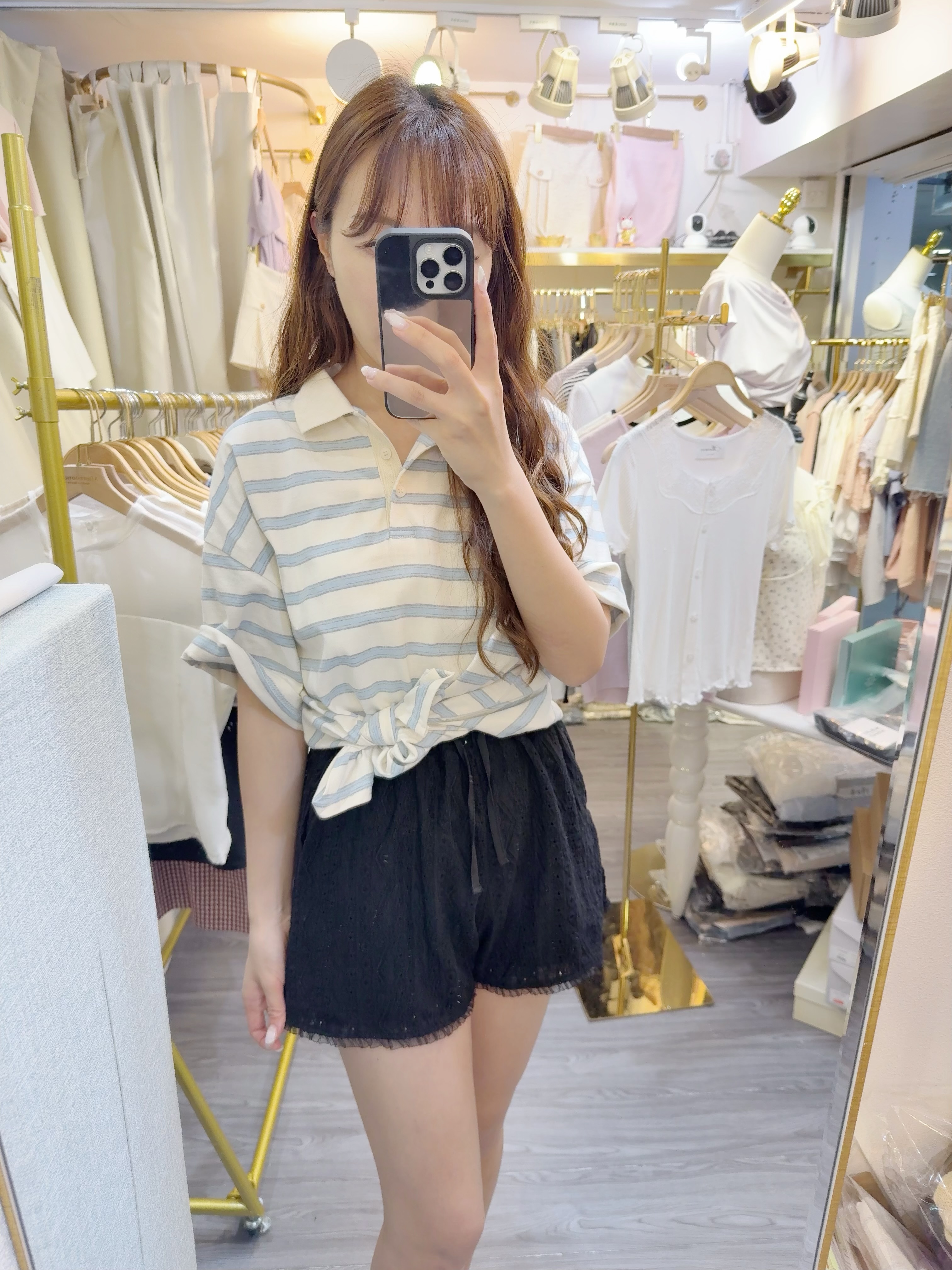 韓風橫間polo top🩷側小開叉～ 很輕易綁了一個蝴蝶結簡單tuck in 有得好似韓妹長身著又靚🩷下身褲絕對推薦👍🏻橡筋腰