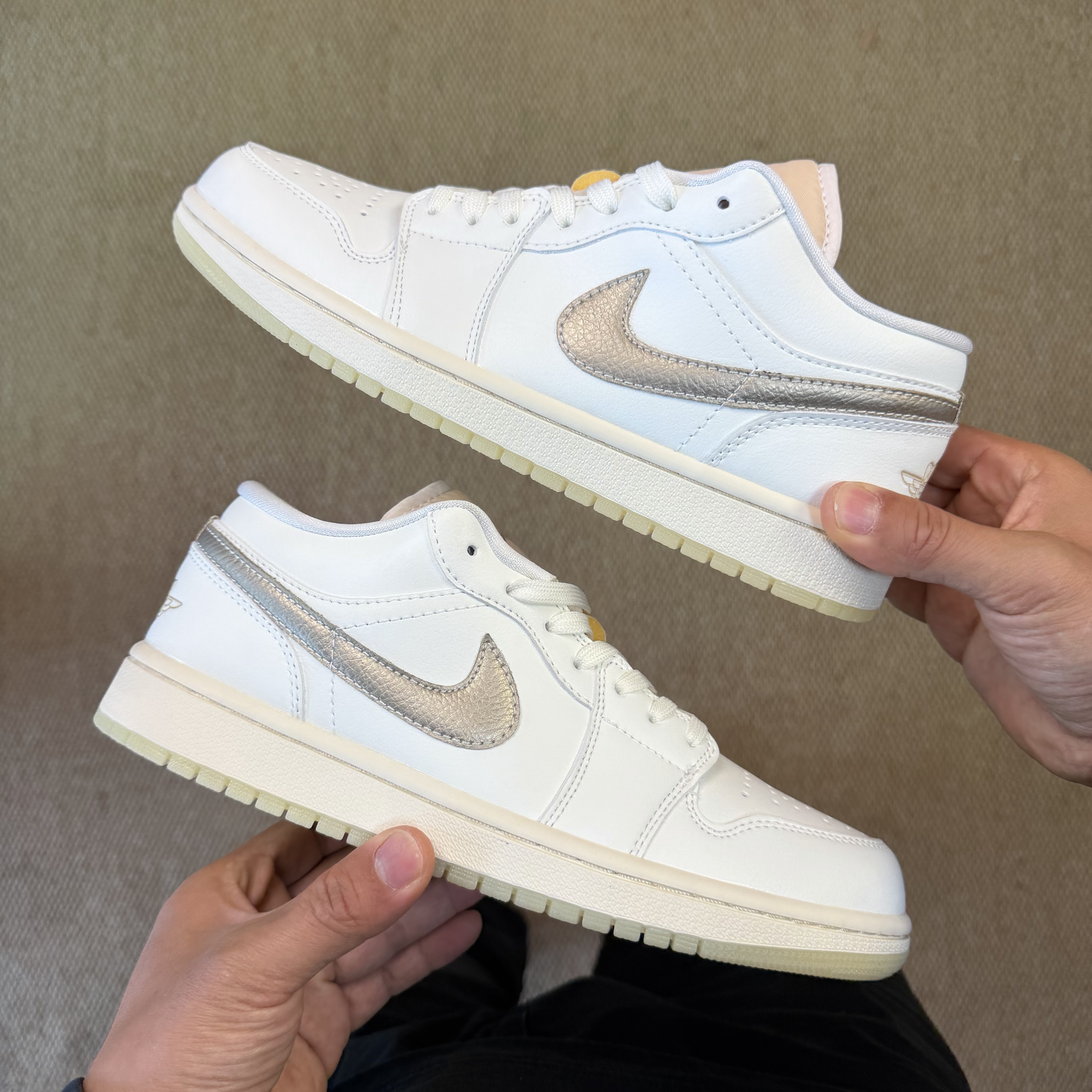 Nike Air Jordan AJ1 Low HV5157-100