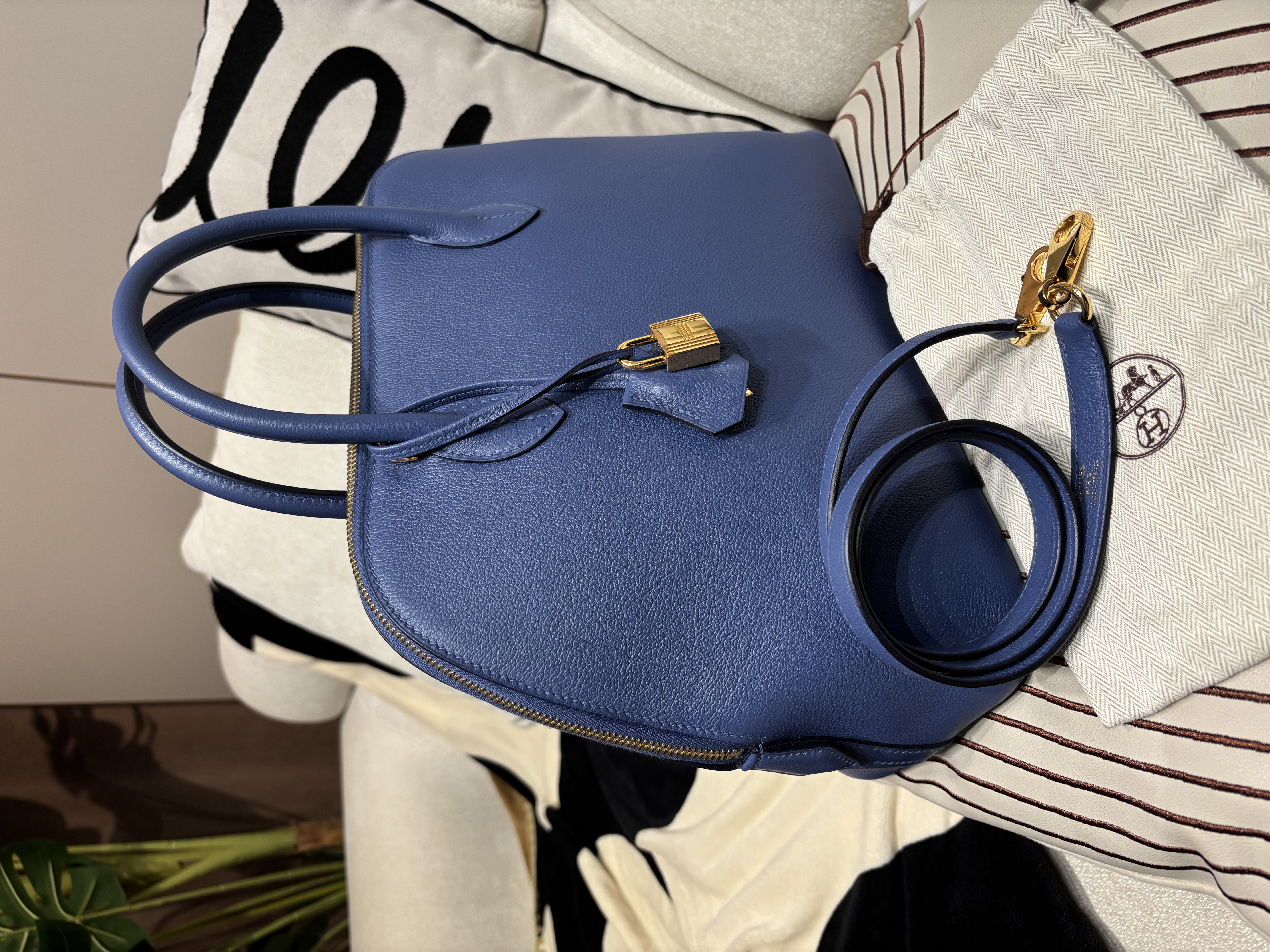 Hermes Bolide 1923 30 STAMP A  藍瑪瑙 100%Authentic,98%new ✅key lock ✅dust bag✅box 
