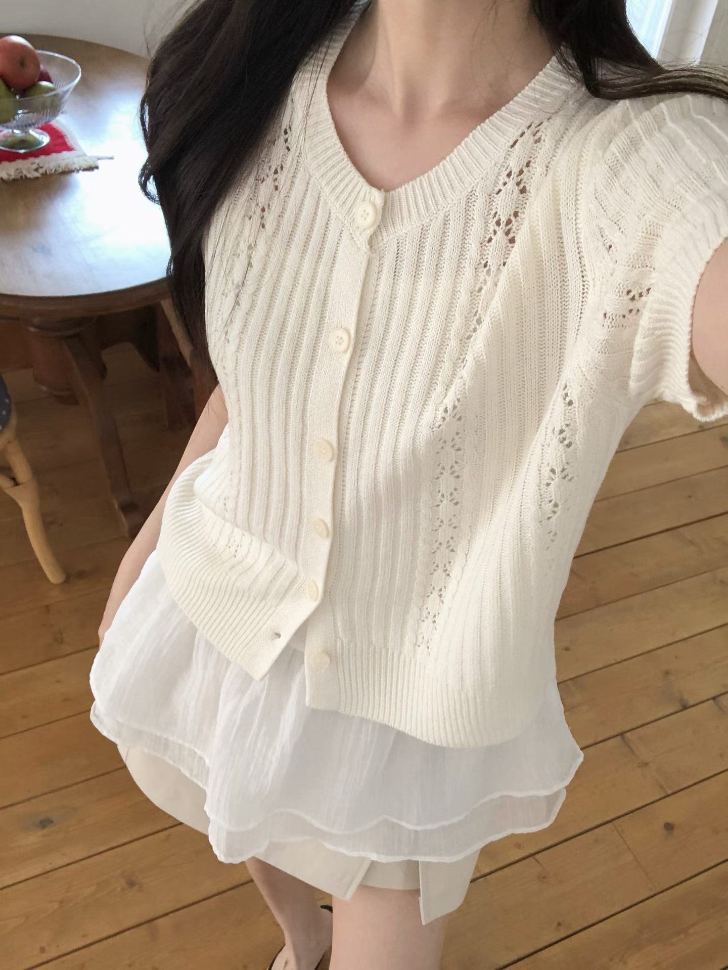 HA18 鏤空勾花針織短袖外套仔