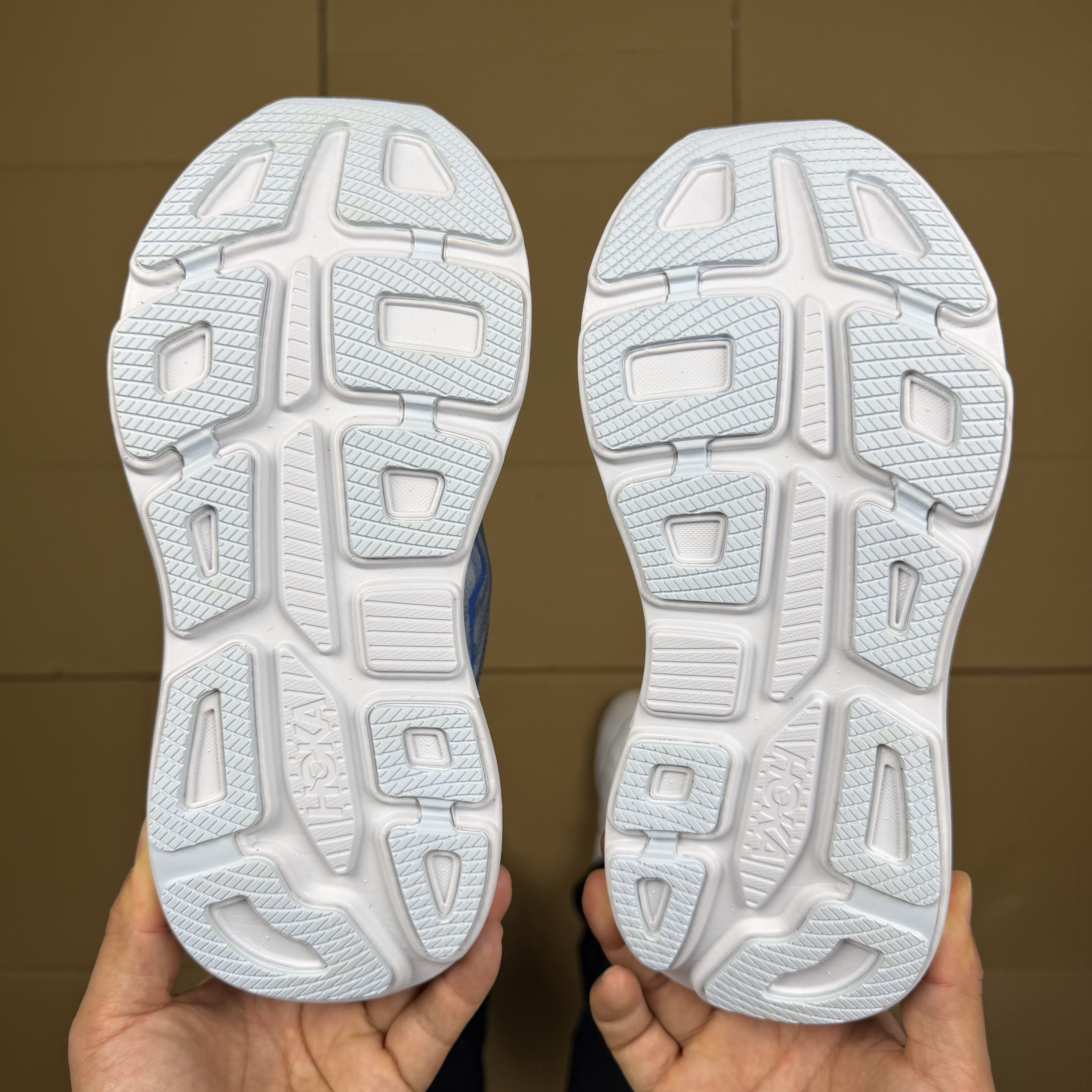 Hoka One One Bondi 9 