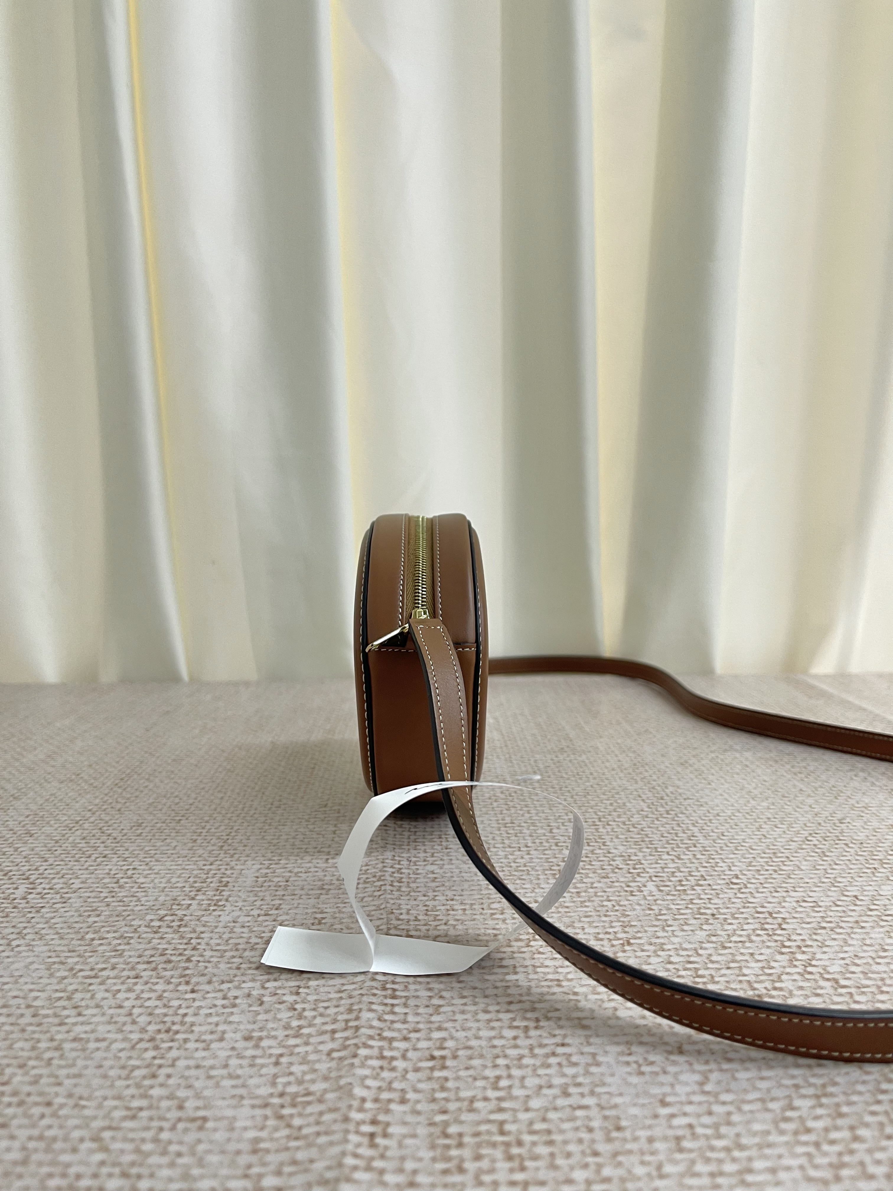 Pre-owned Celine Cuir Triomphe/ Product Code: 26052123