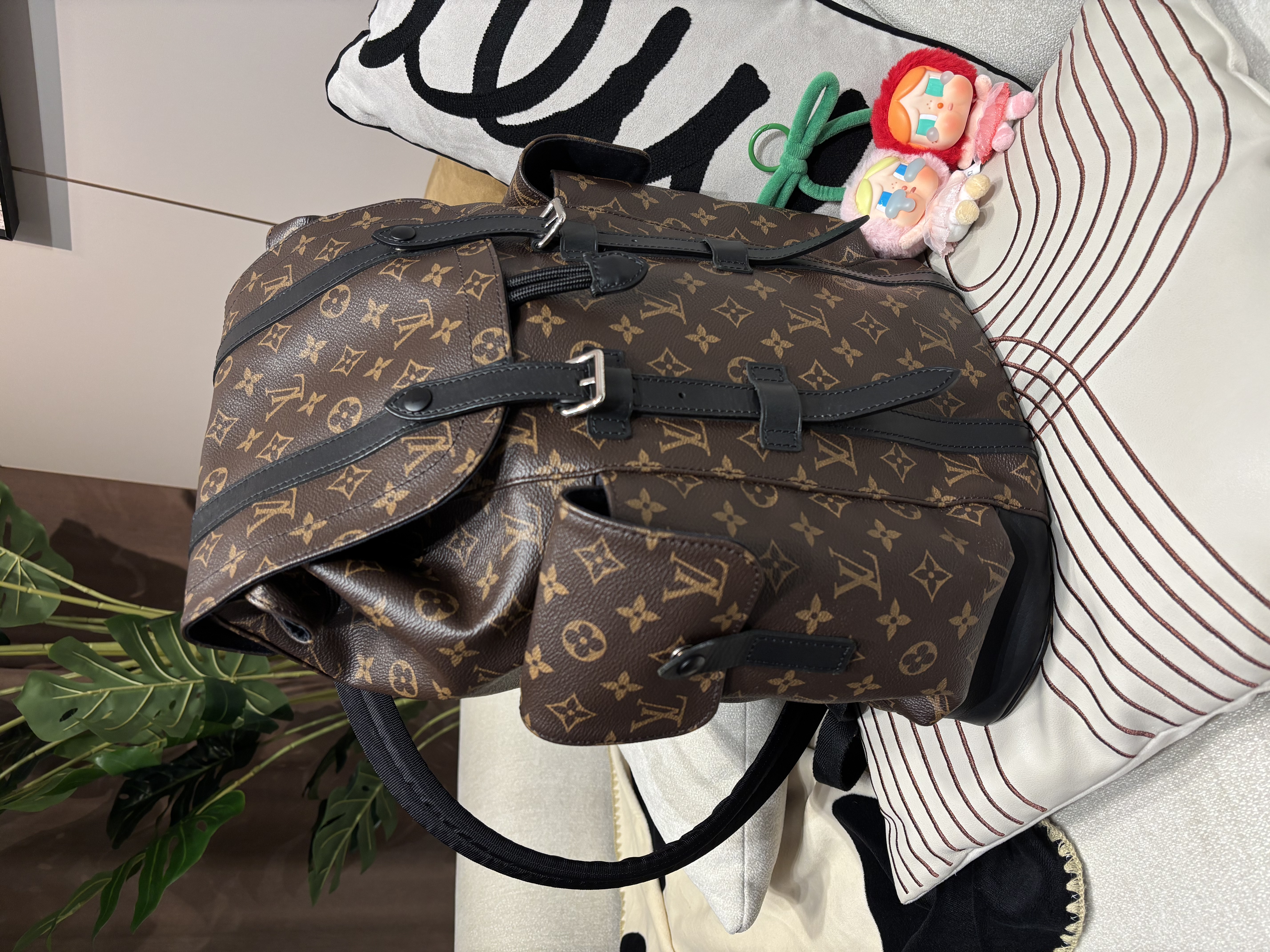 Lv backpack Christopher MM M43735 Monogram Macassar 100%Authentic,95%new✅dust bag ✨