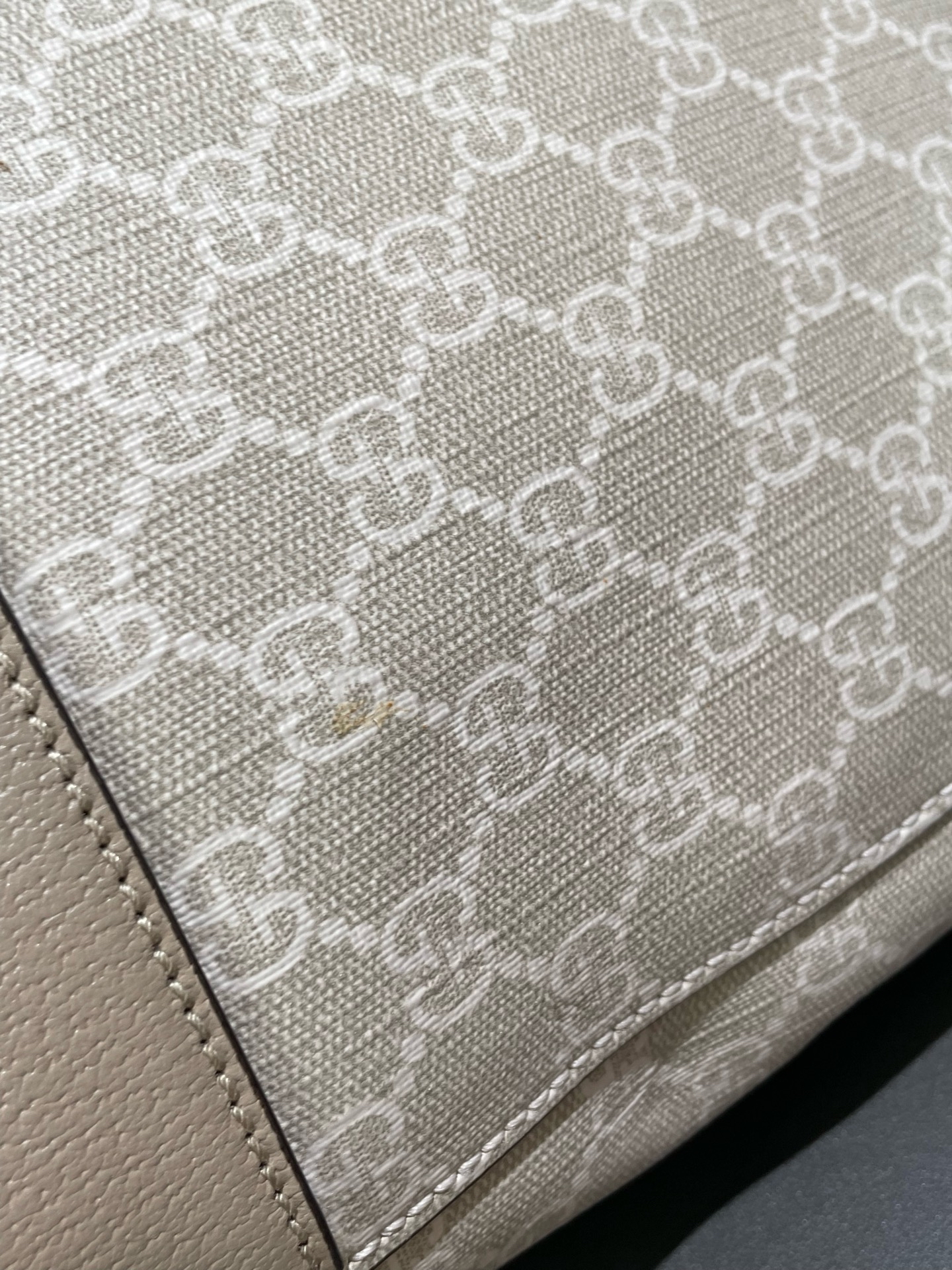 【預訂貨品】Gucci 燕麥色老花書包🎒
