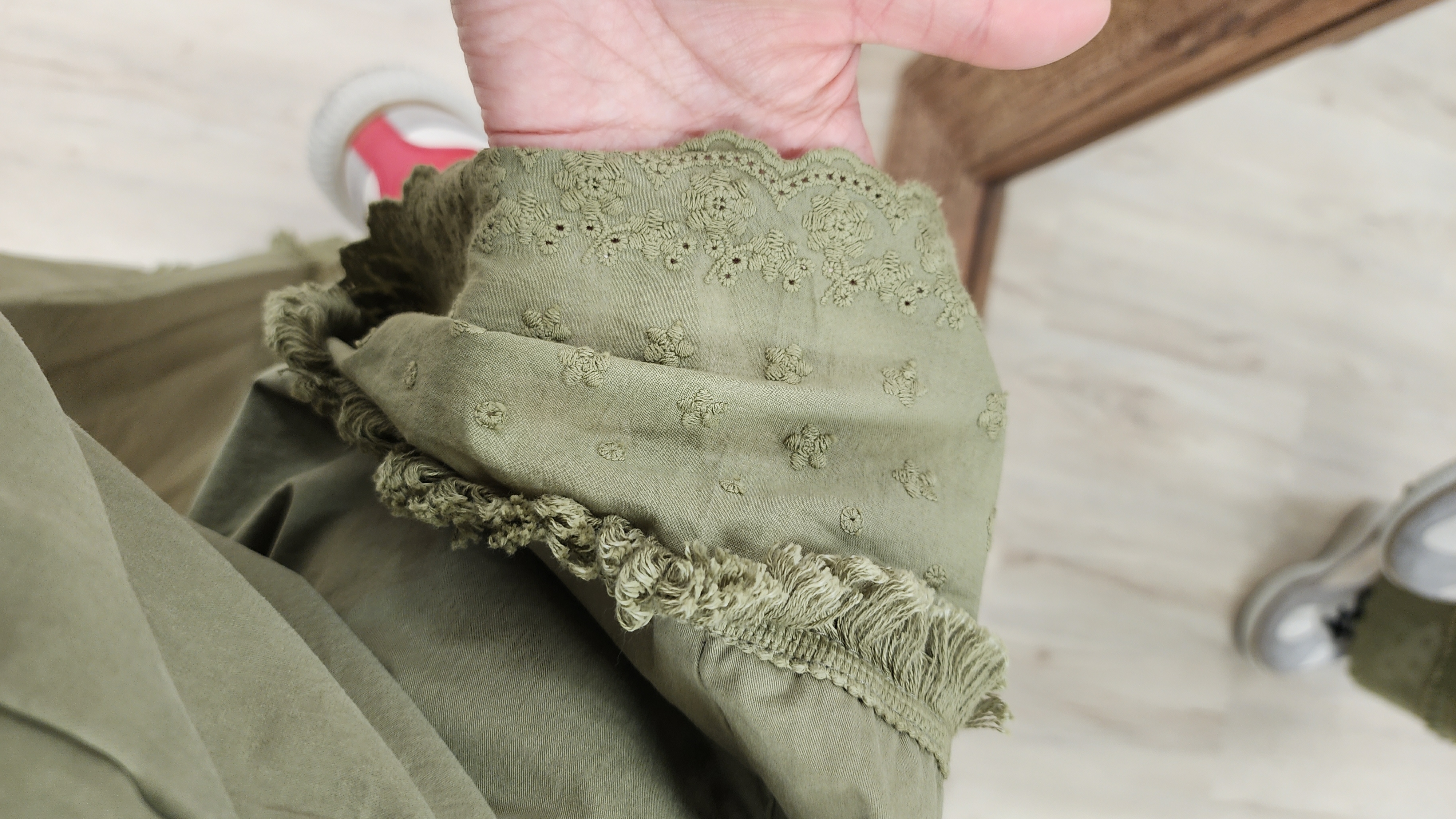 韓國抹茶綠蘇蘇刺繡橡筋棉麻褲