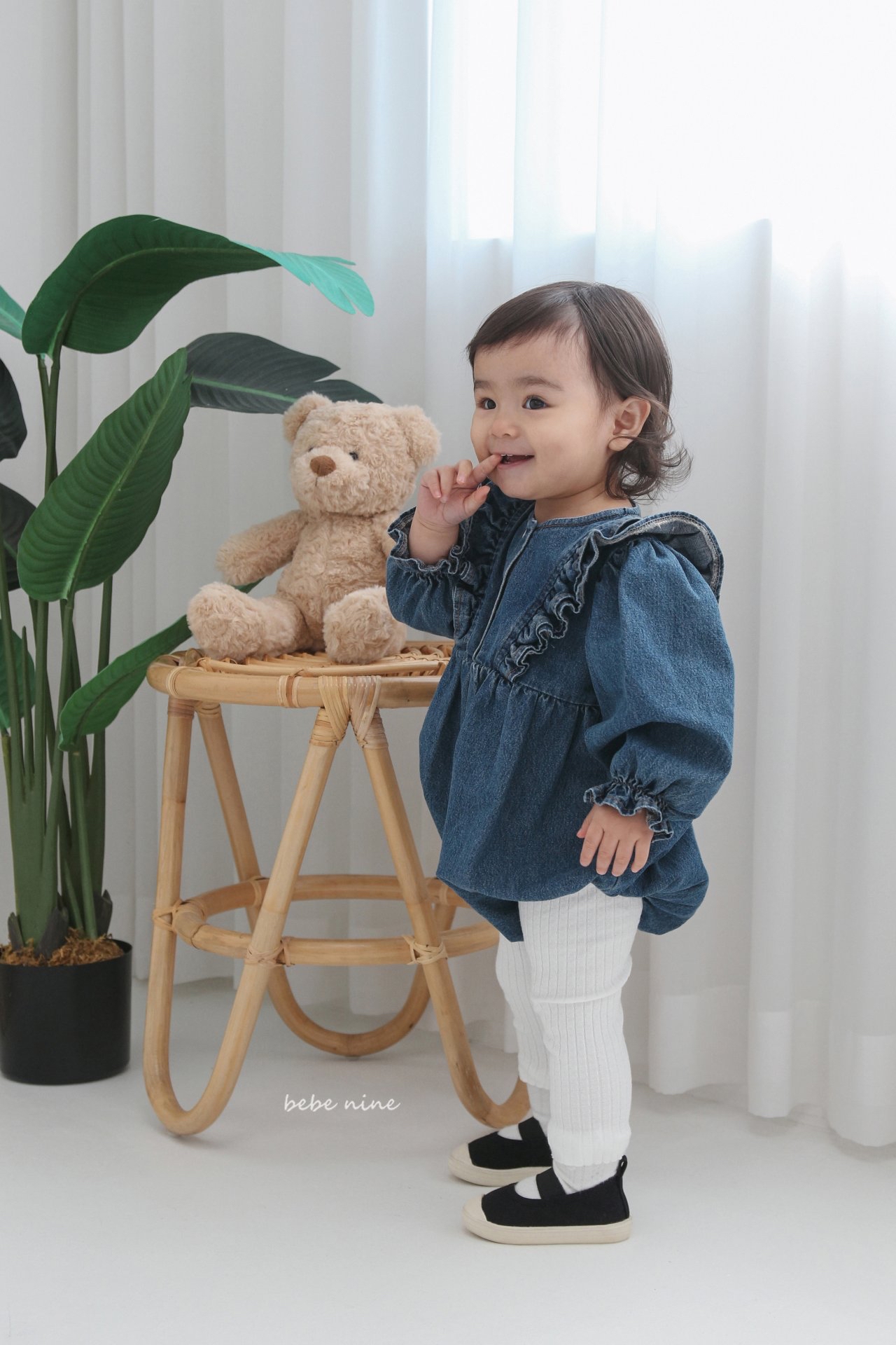 🌸預訂 韓國直送🌸🇰🇷Bebenine兩色荷葉邊牛仔長袖包屁衣