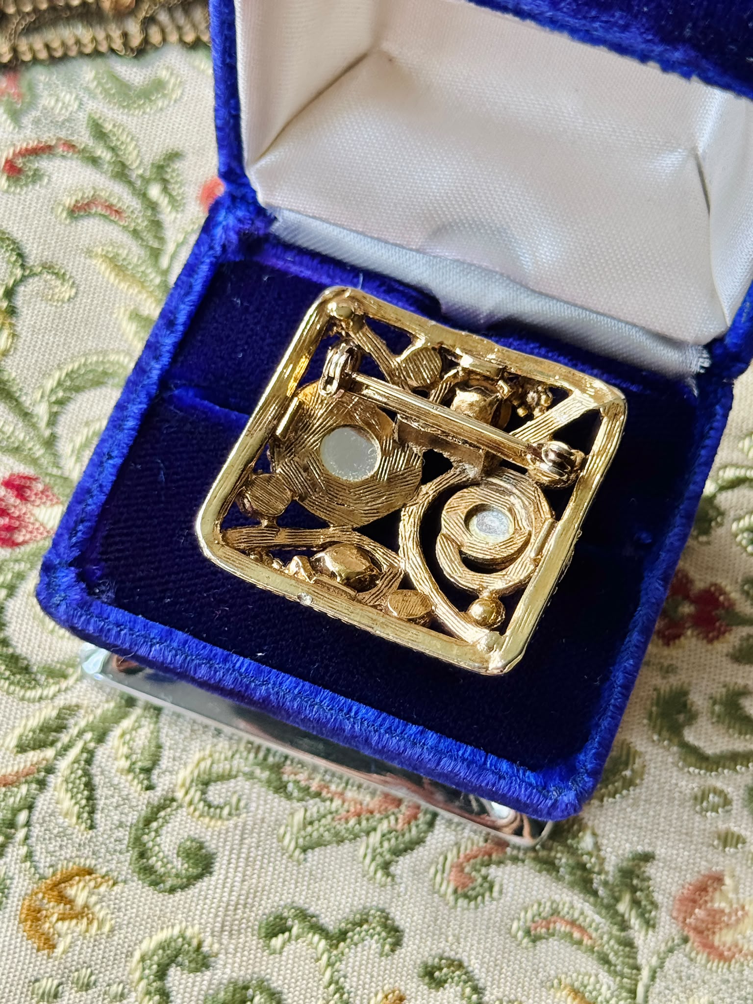 1980s Retro Colourful Glass Stone Brooch(MT2636-2)