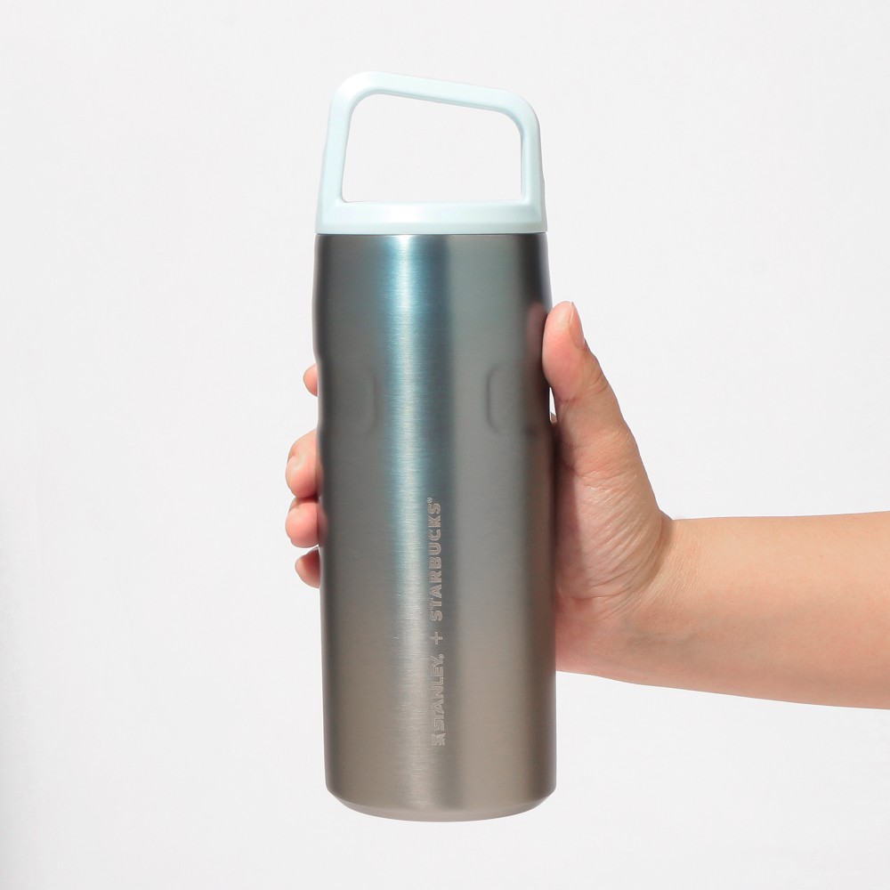 《日本🇯🇵 STARBUCKS 2026 Feel the Breeze 限定系列》STANLEY 冰藍漸層不鏽鋼保溫瓶 473ml