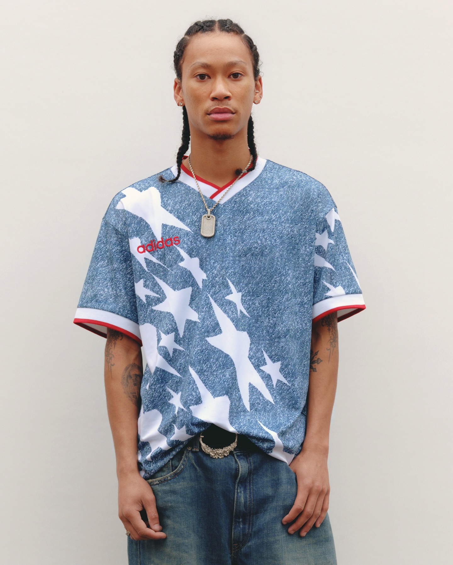 ⚽️ 傳奇歸來：Adidas 1994 美國隊「丹寧星旗」經典重製版球衣 (可加印隊徽+印字) KB2712