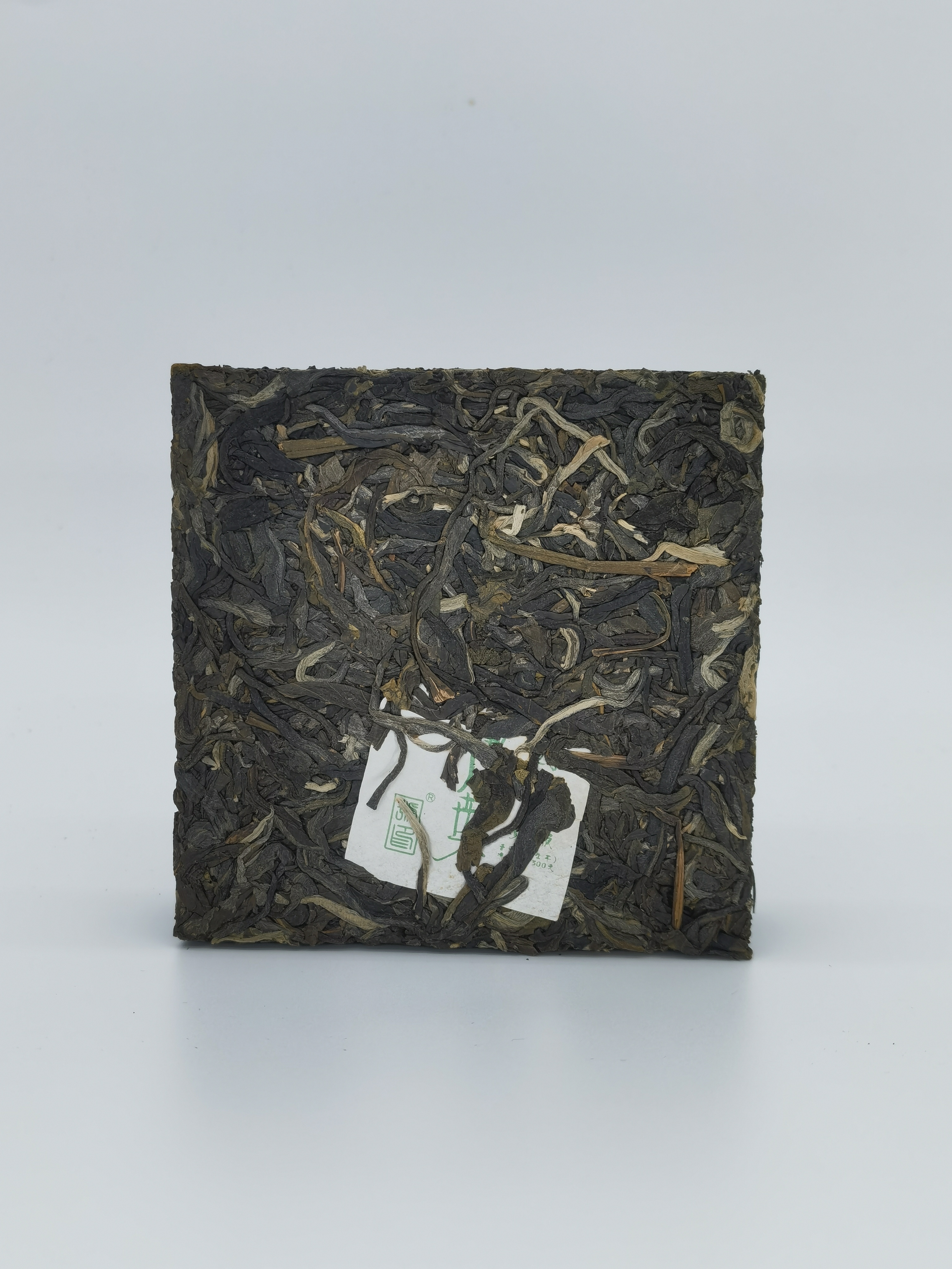 2022年 藏葉 (易武古樹500年以上)-300克<有需要請聯絡我們 852-6329 6186>