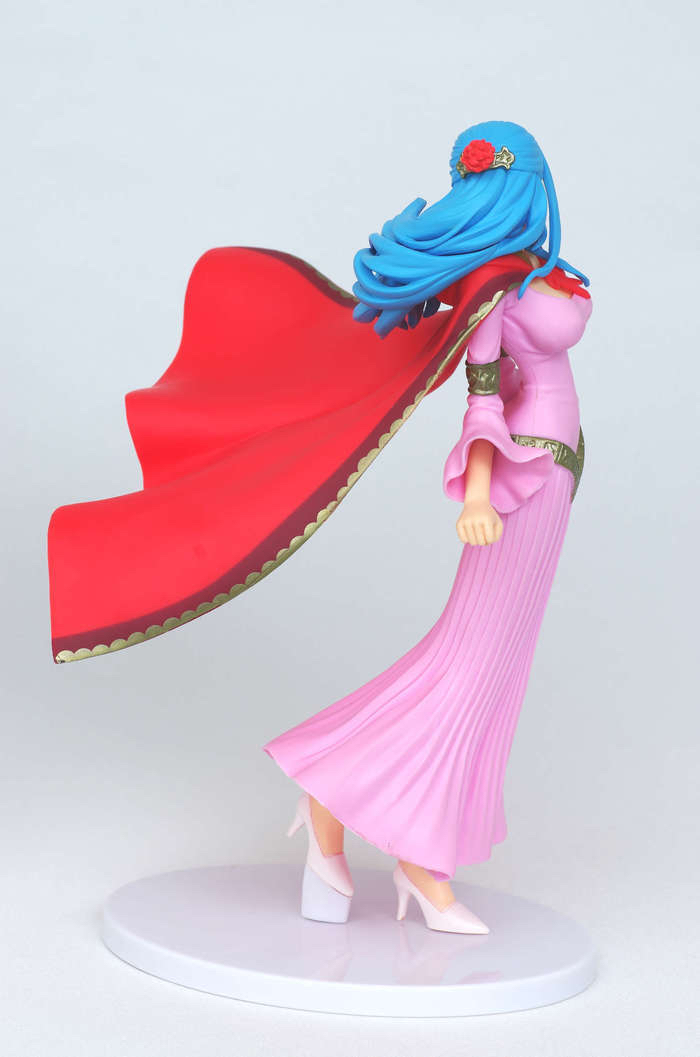 海賊王 CREATOR×CREATOR 奈菲魯塔莉·薇薇 figure 景品 