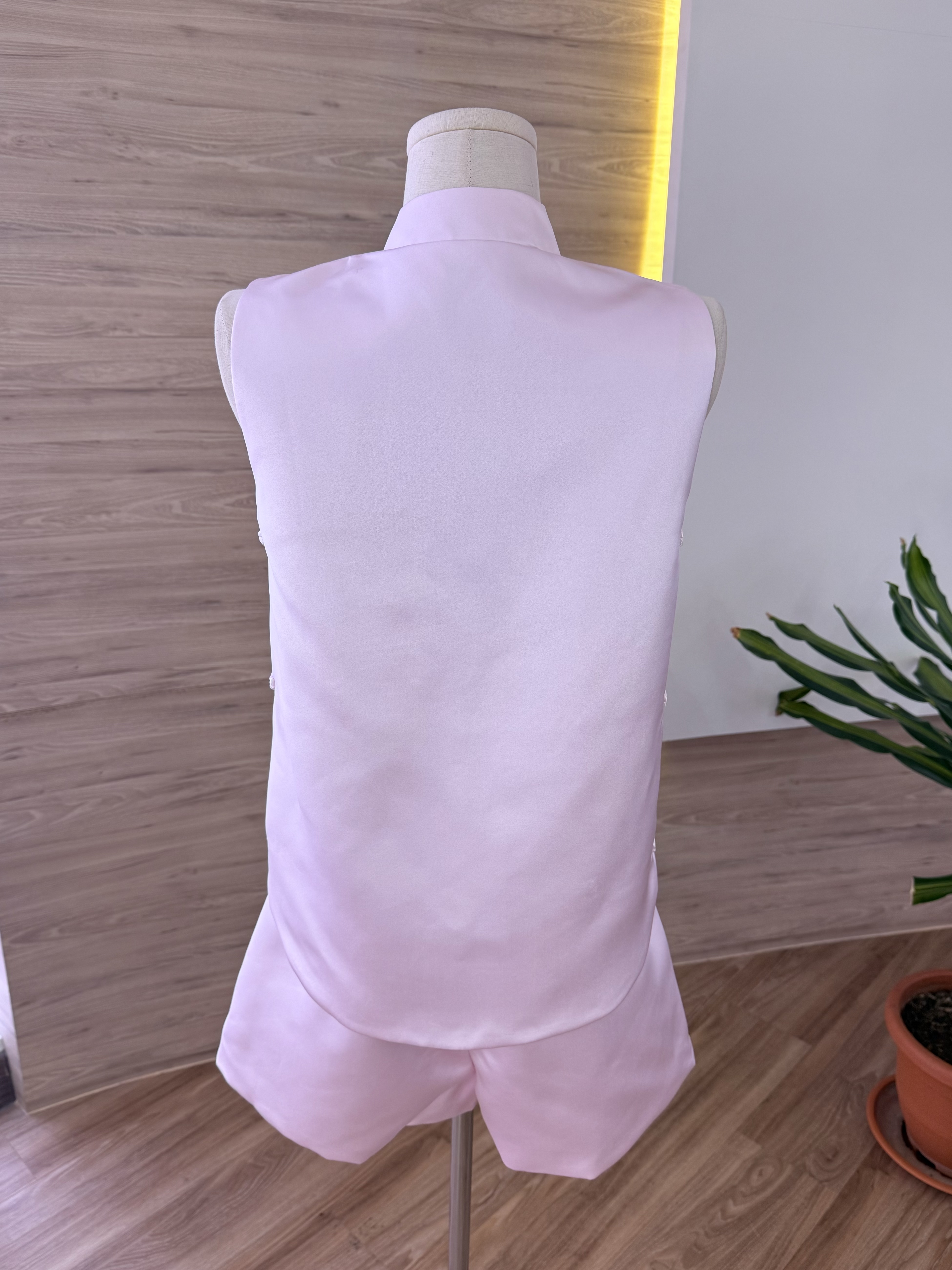 Roxanna Oriental Set Wear