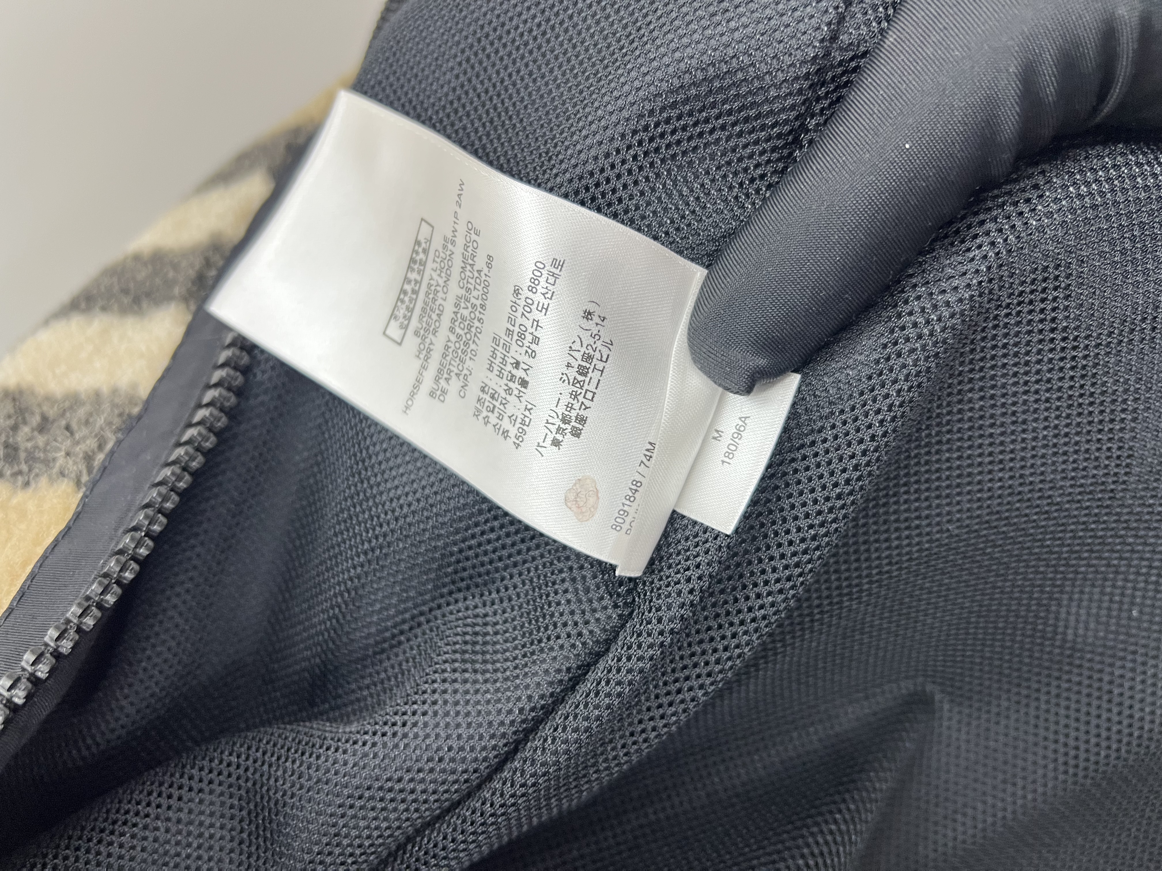 Pre-owned Burberry Jacket/ Product Code: 26030209