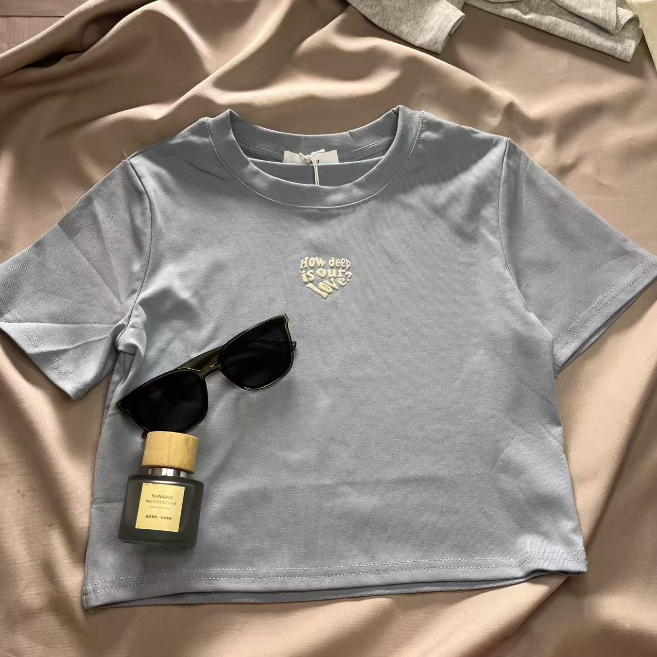 TS20018#9231 [Crop Top]  Exclusive Graphic T-shirt 