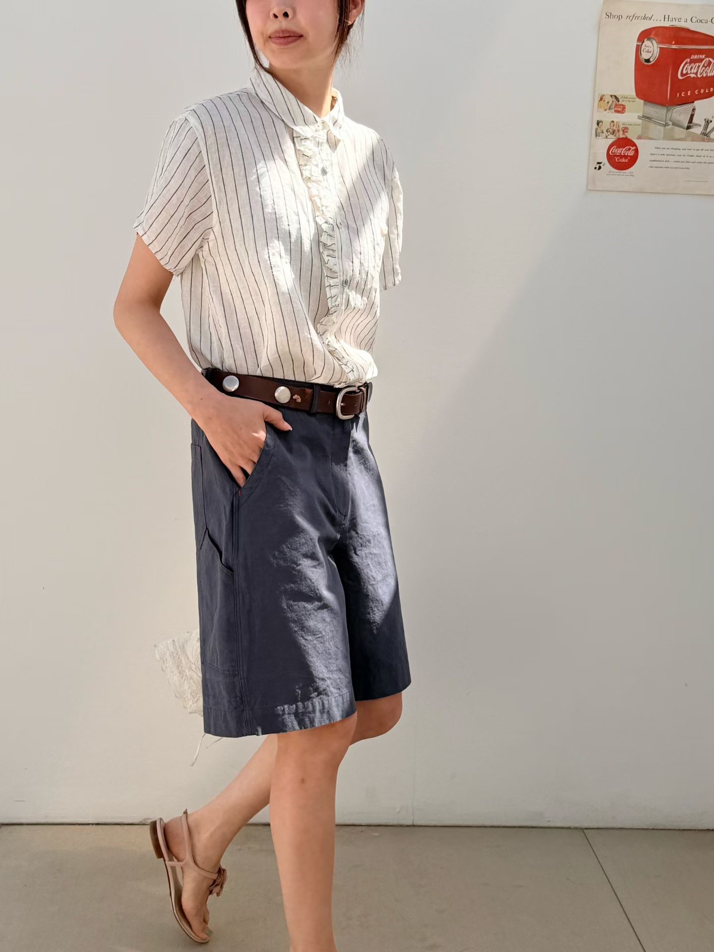 Ruffle details linen shirt