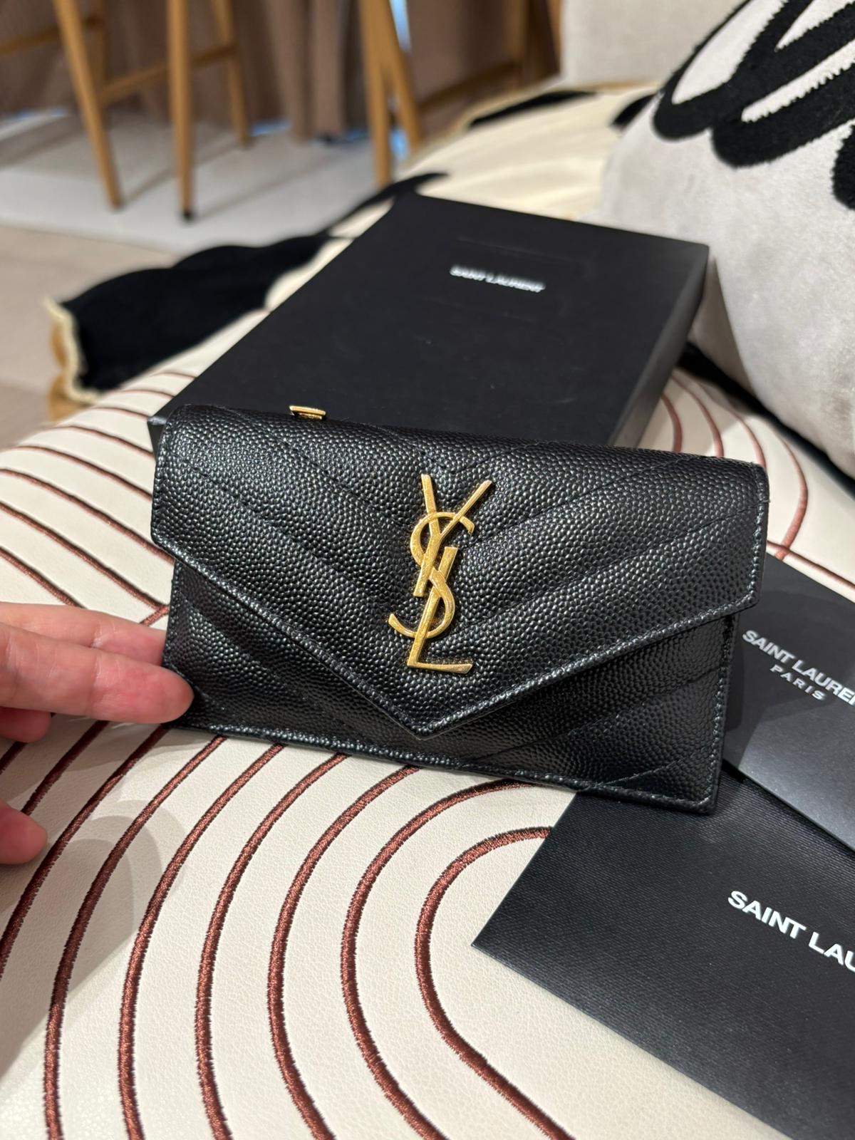 Ysl card holder zip wallet 黑色荔枝牛皮 100%Authentic ,98%new ✅專門店收據✅證書✅盒