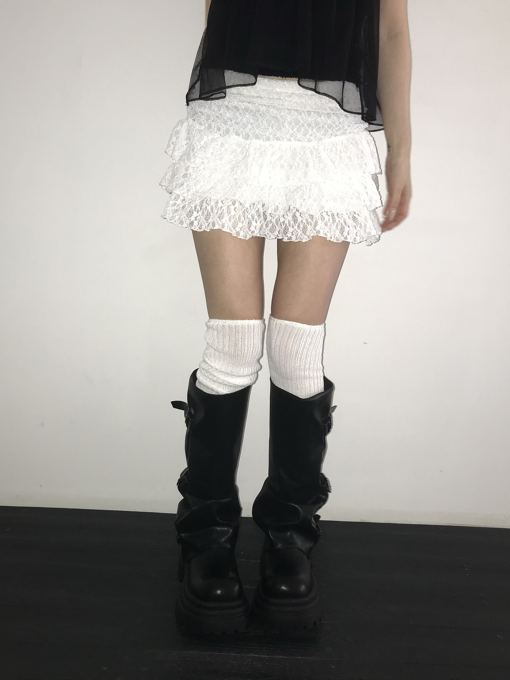 Tiered Ruffled Lace Mini Skirt