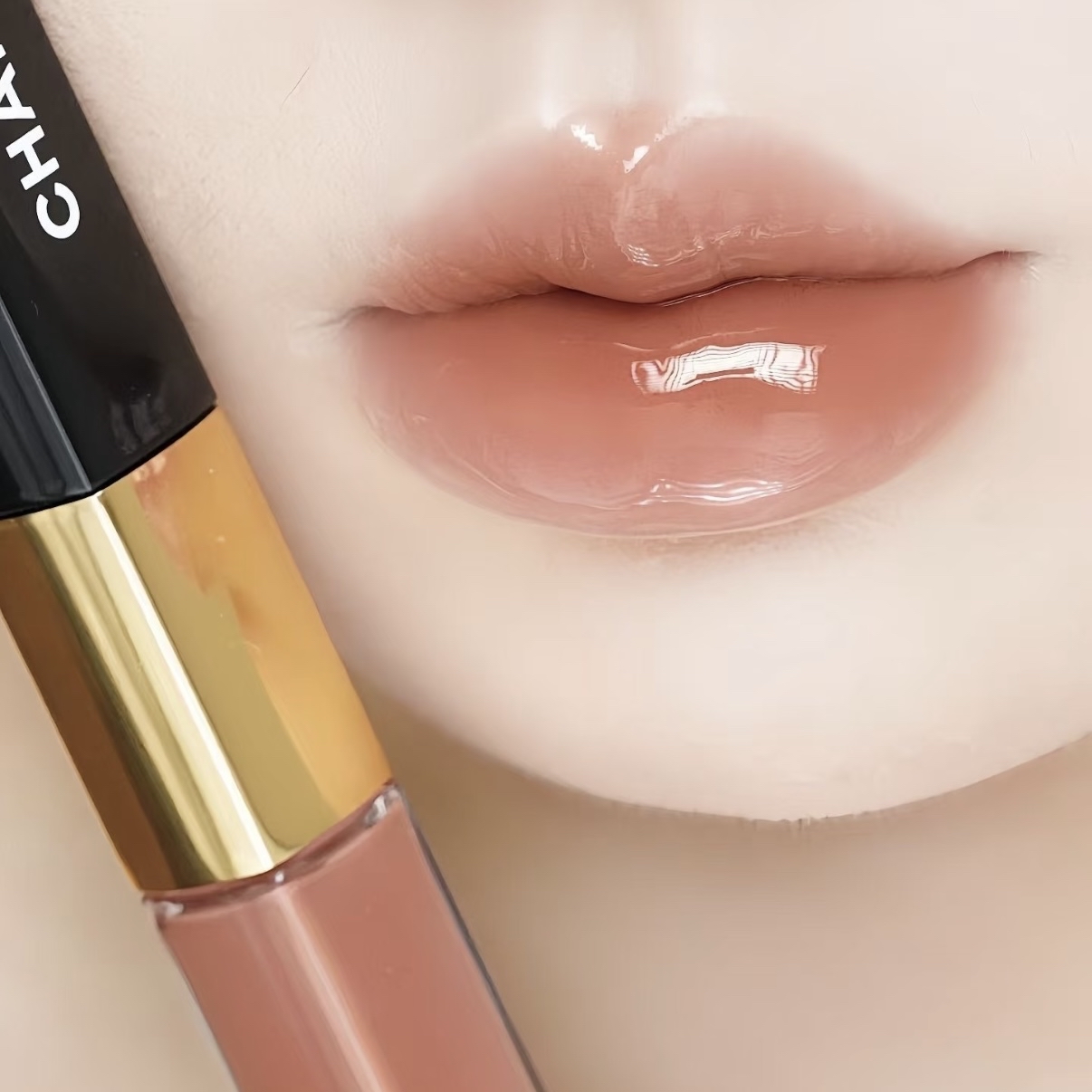 CHANEL LE ROUGE DUO ULTRA TENUE 極致持久亮色兩用唇彩 #188 CARAMEL BEIGE 焦糖奶茶裸棕色 4.5ml+3.5ml 