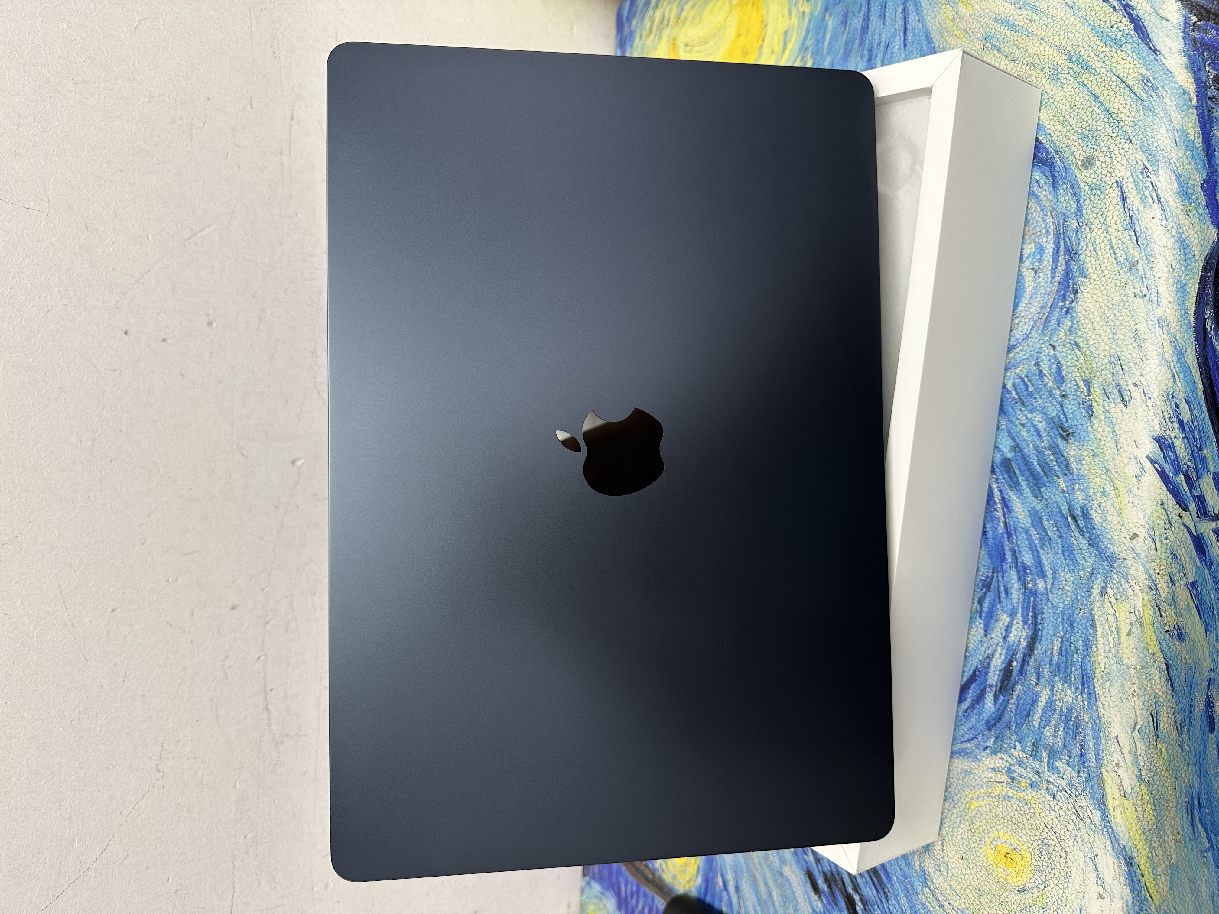 #6247 未使用品APPLE  MacBook Air M5 2026 M5 CPU/ 16GB Ram/512GB SSD/10核心GPU/Liquid Retina Mon/15吋/藍色/Gaming Laptop / Notebook / 超強續航能力/ 原廠保養/ 文書機 / 畫圖 / 剪片 / Movie / Netflix / 香港行貨✨