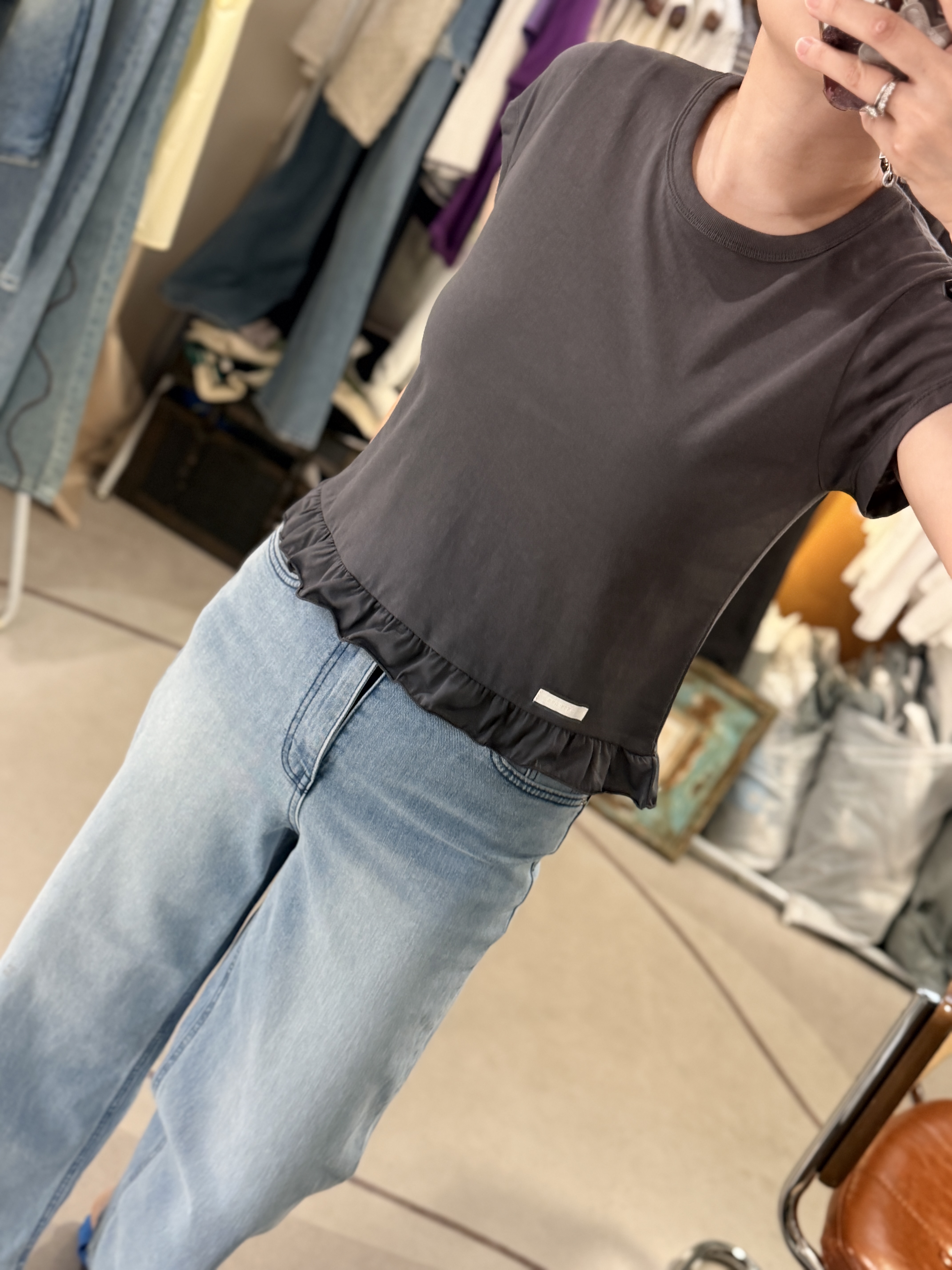 Little ruffle cotton tee