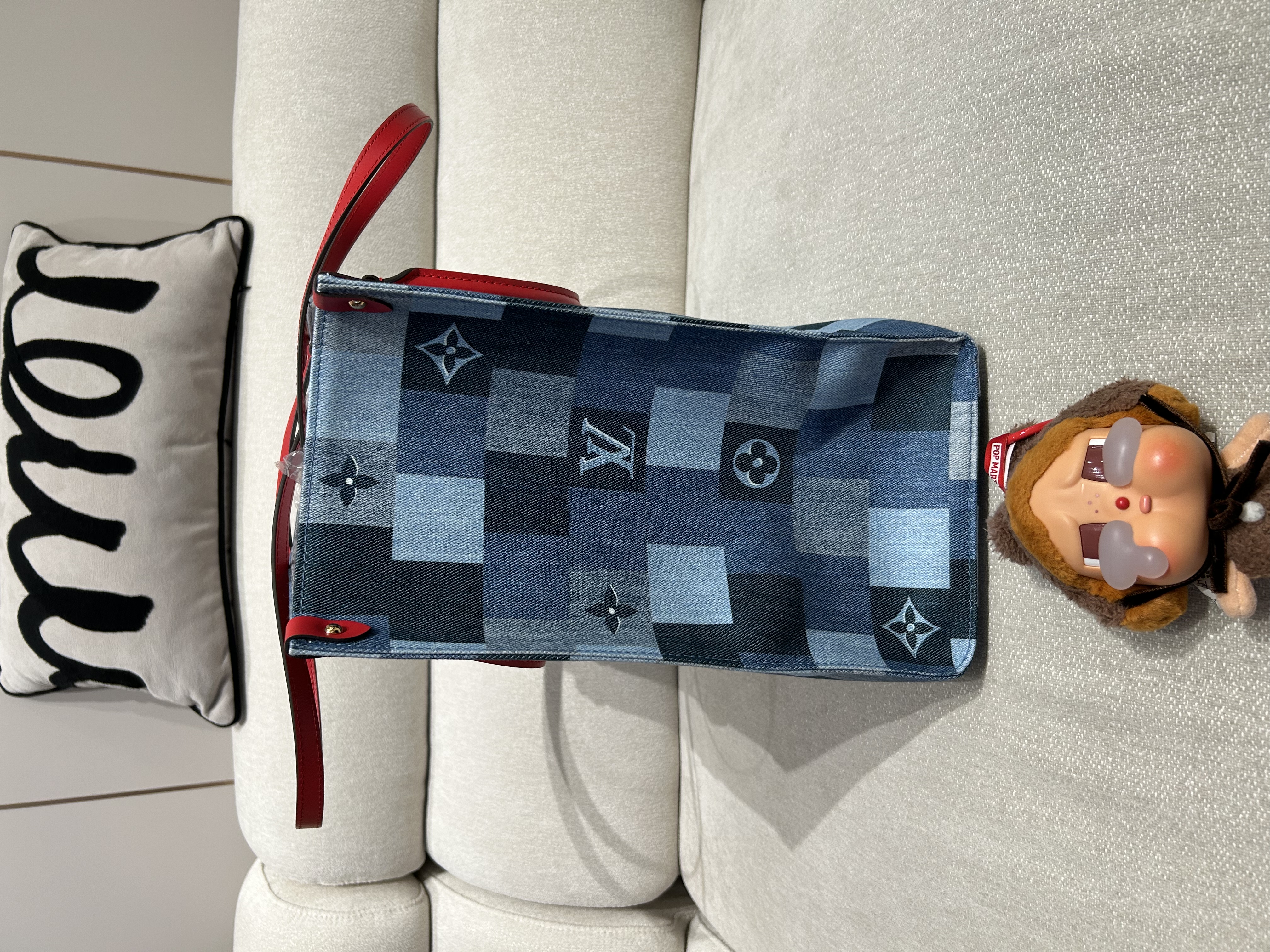 LV  On The Go M44992 Denim 限量版patch work 牛仔布100%Authentic, 98%New ✅Dust bag