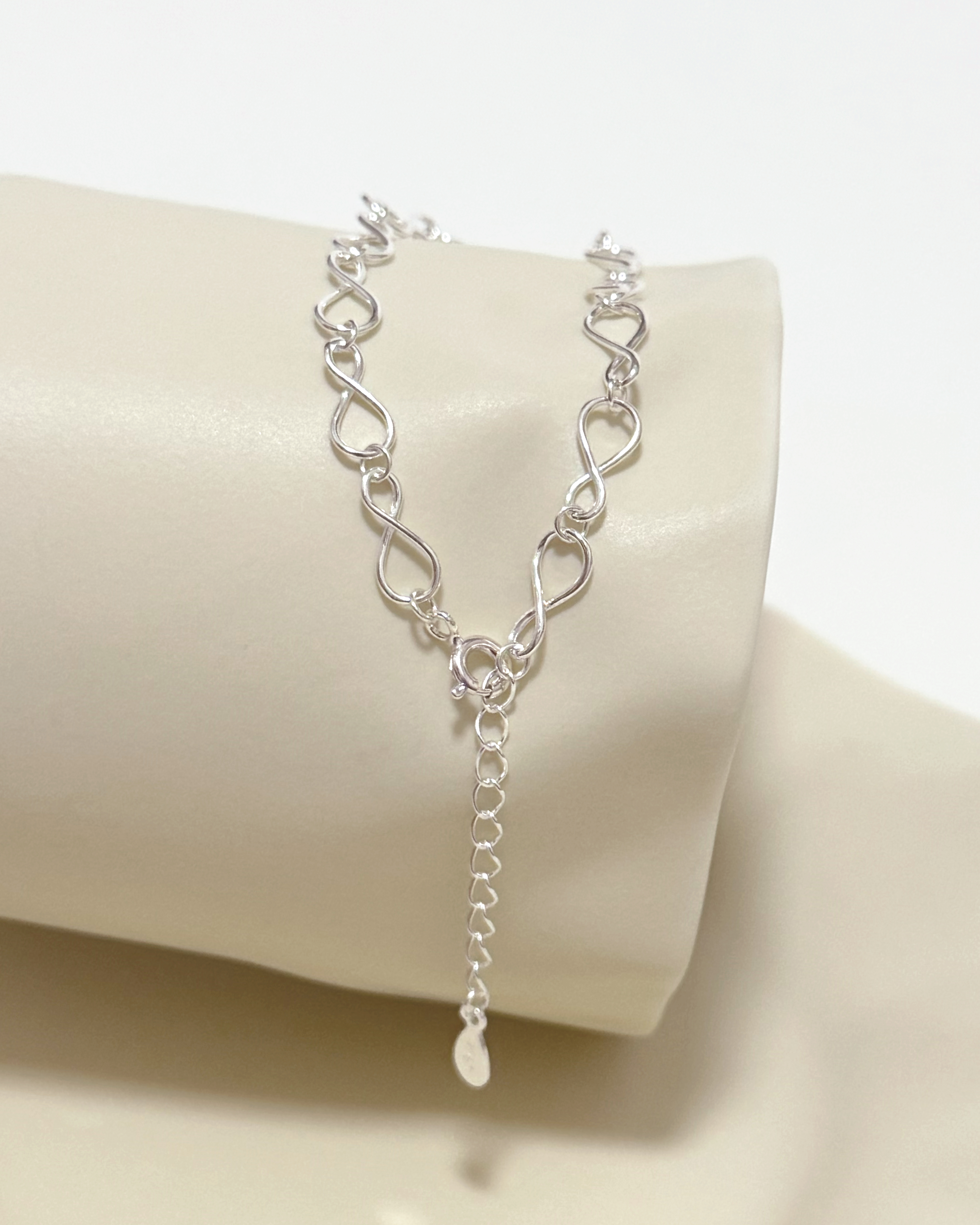 Airy Infinity Refined Bracelet