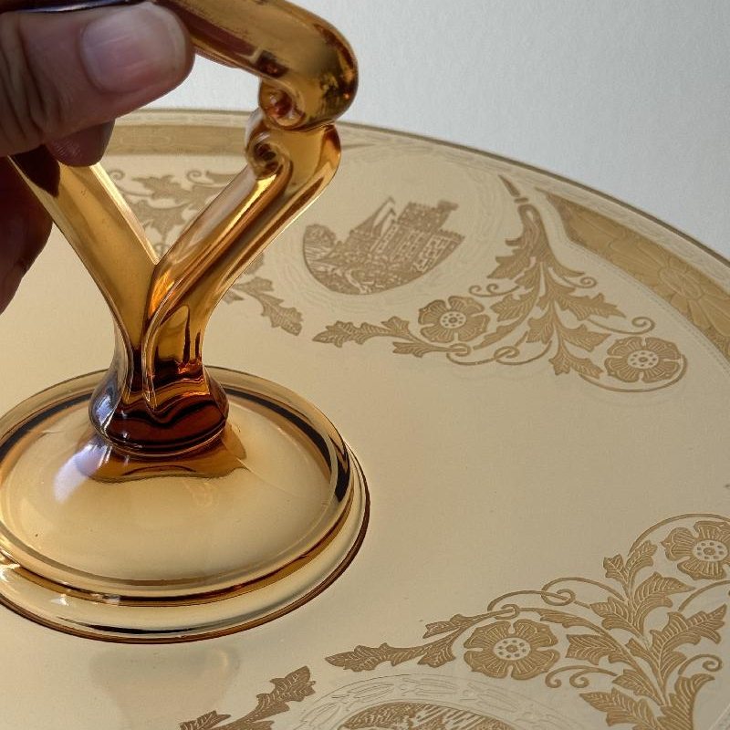 Antique 1920s Amber Glass Embossed Golden Castle and Scrollwork Pattern Large Cake Plate with Geometric Handle (MT2166)