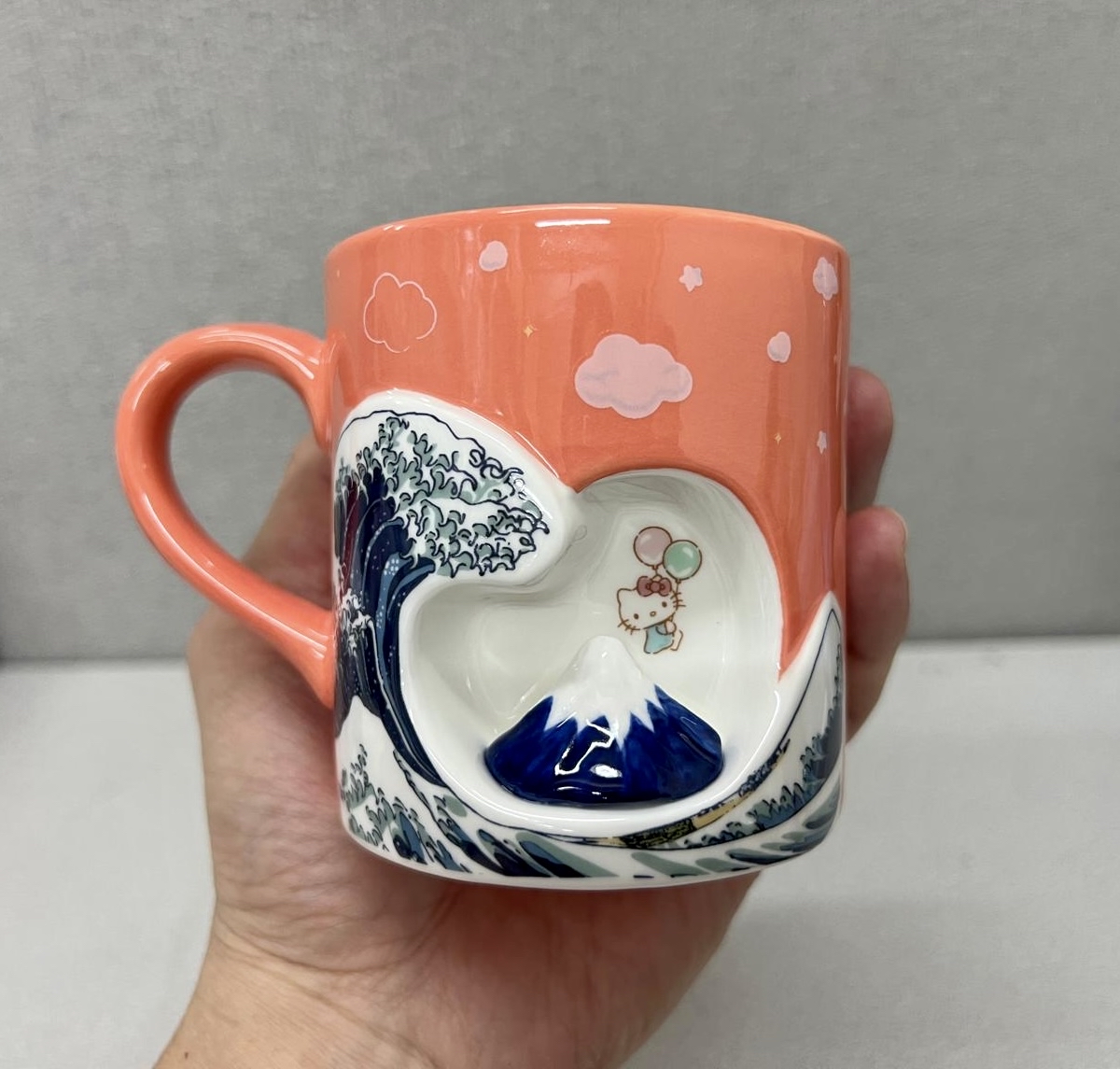 🎌日本直送🎌 Sanrio 立體富士山 《神奈川沖浪裏》主題杯 