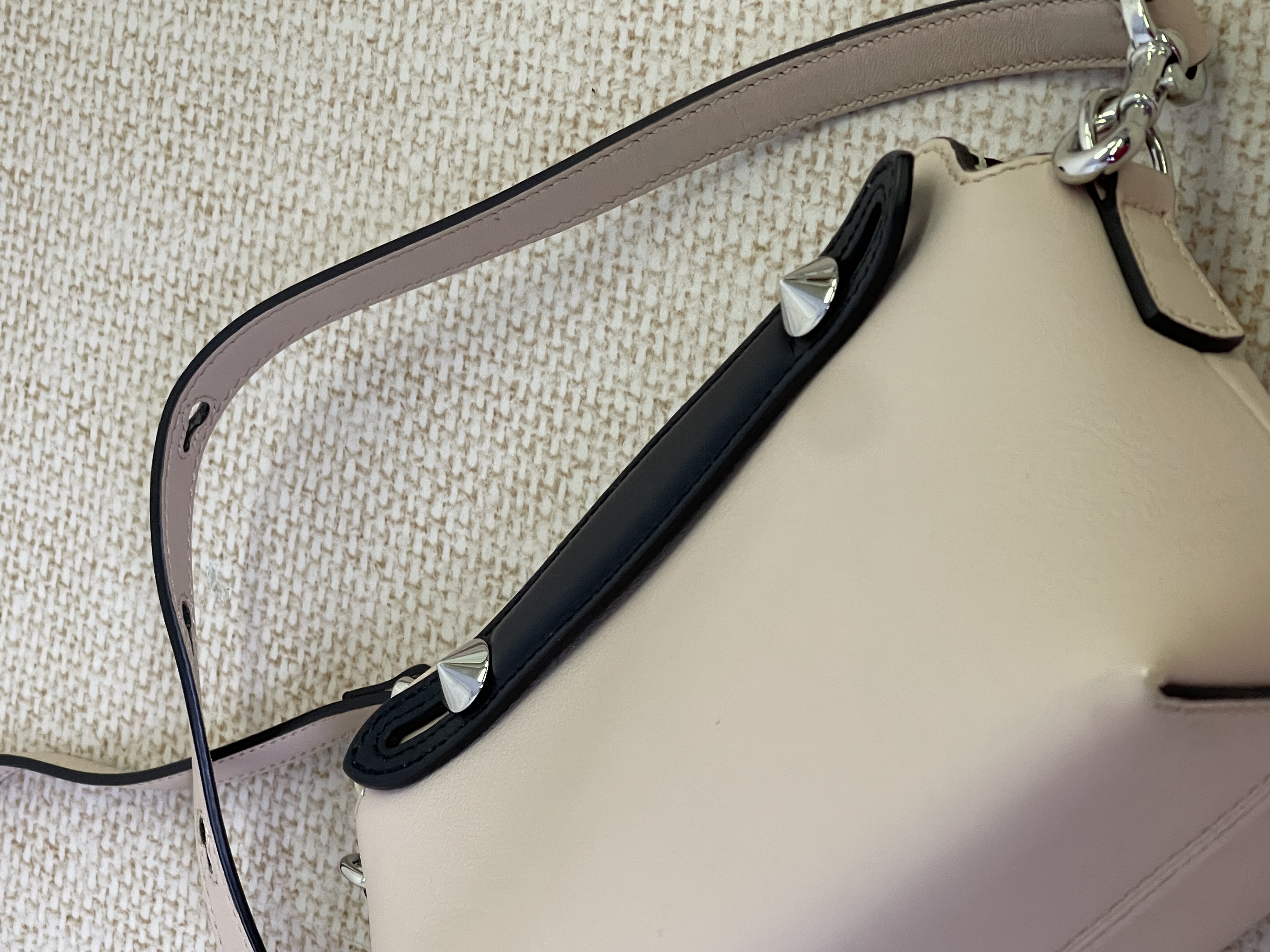 Pre owned Fendi By The Way / Product Code: 26031106