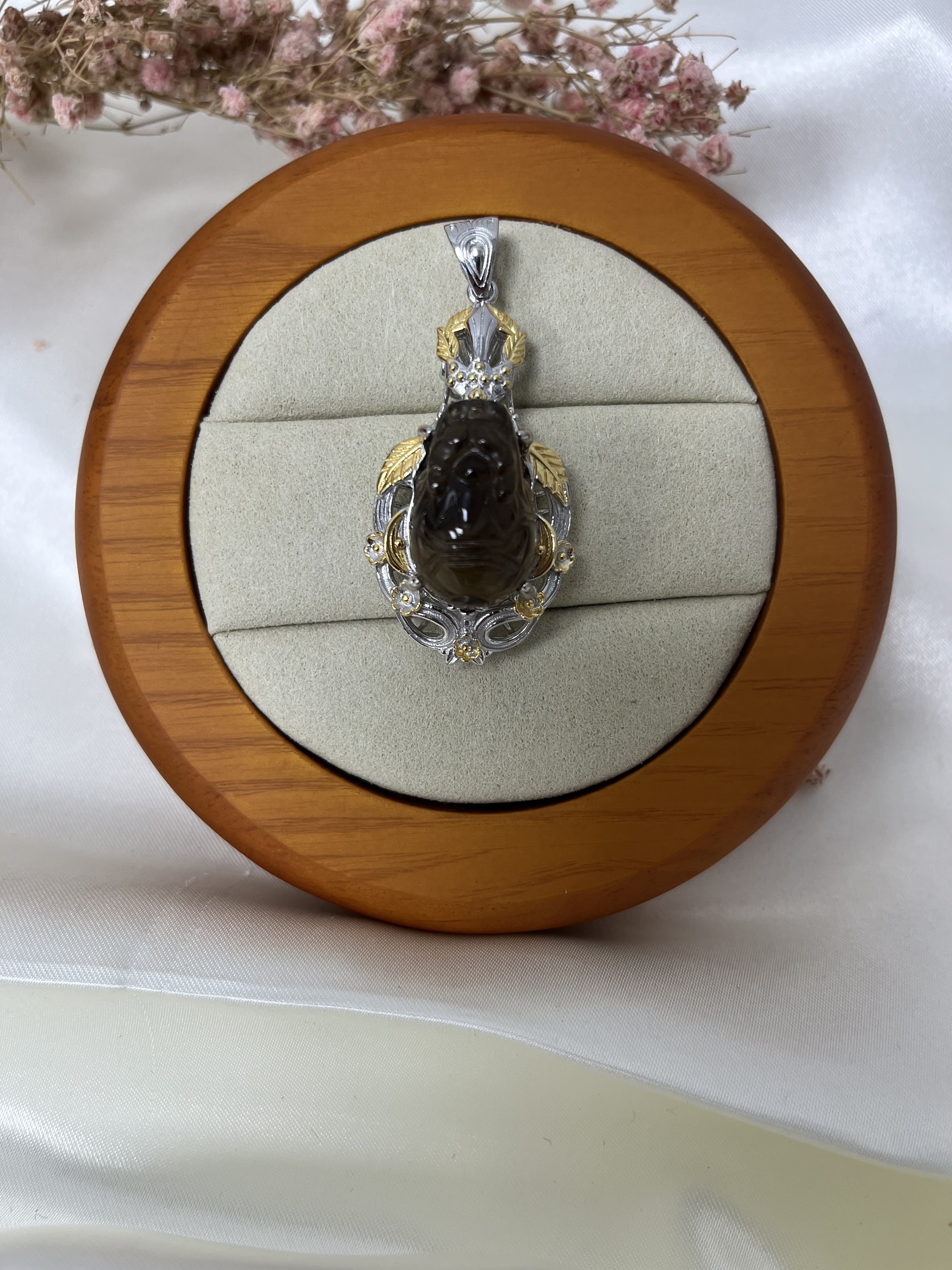 高品質希有威士忌黃黃水晶意大利鑲嵌龍龜s925金銀兩色吊墜 龍龜尺寸13.9x21.5mm