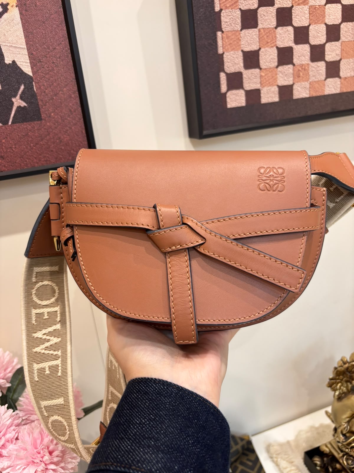 Loewe Mini Gate 手袋 tan 100%Authentic, 98%new  ✅dust bag 