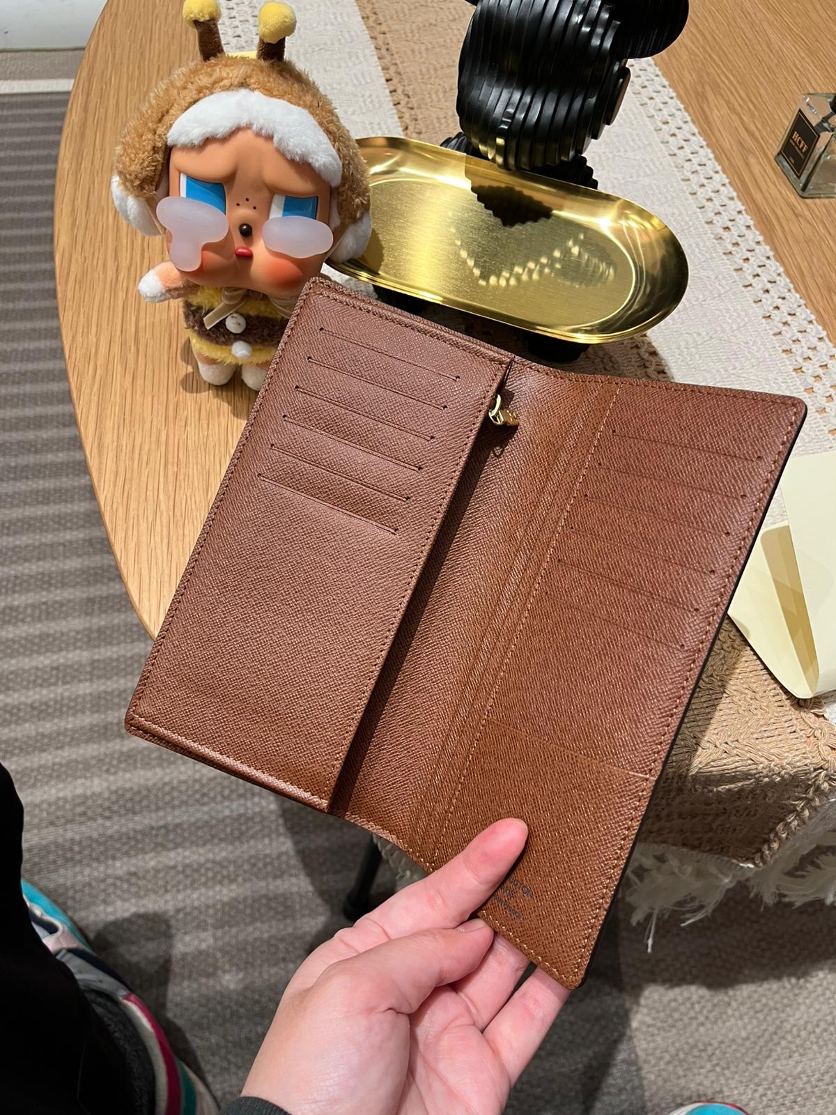 LV Brazza Long Wallet Monogram M66540 100%Authentic, 99%New ✅Dust Bag