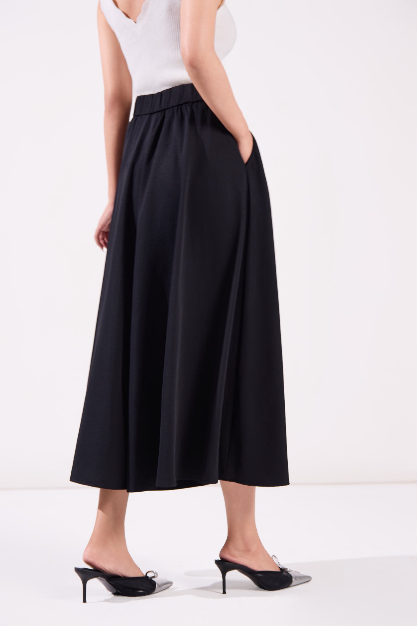 13241348 High-Waist Pleated Wide-Leg Culottes