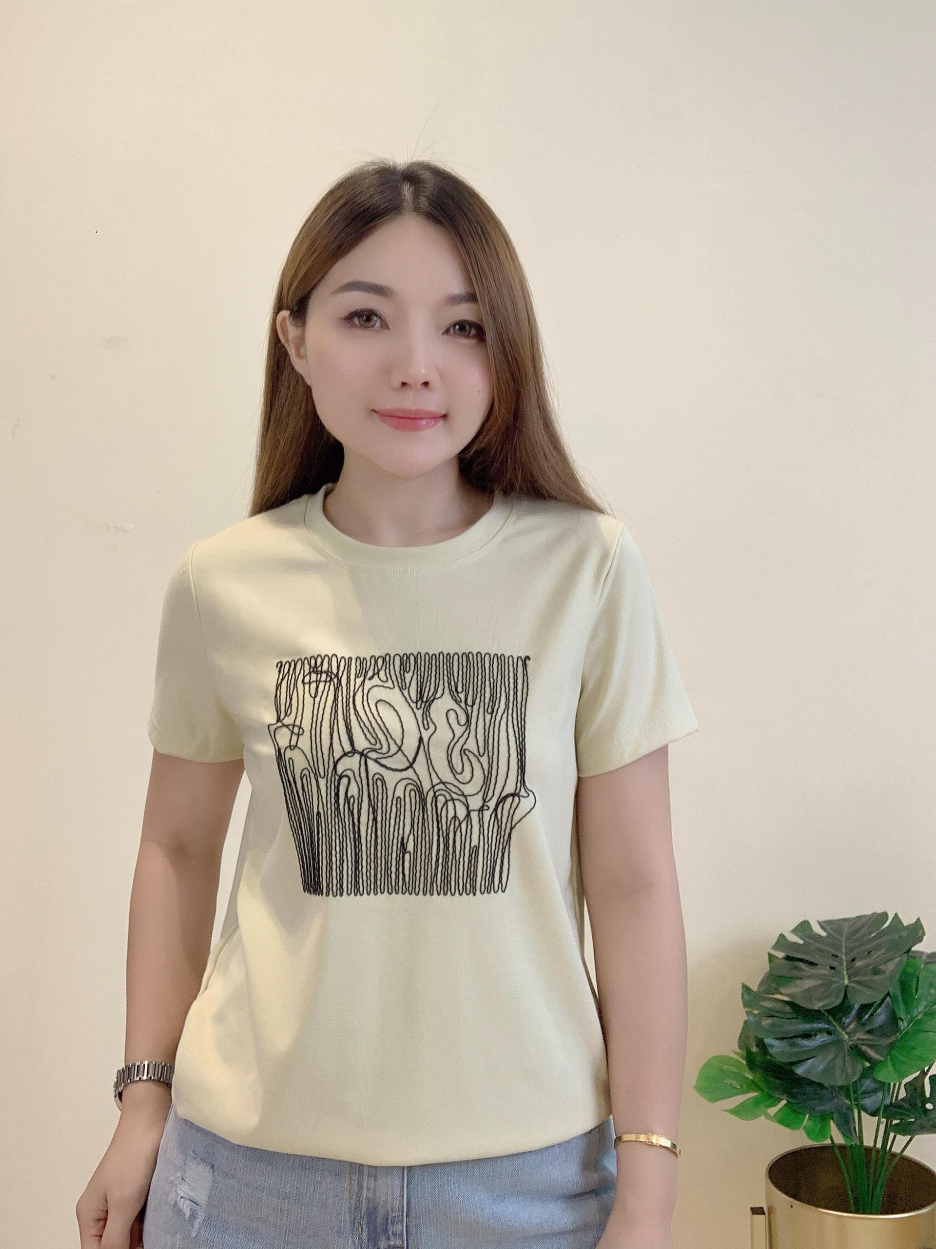 刺绣休闲上衣 2021