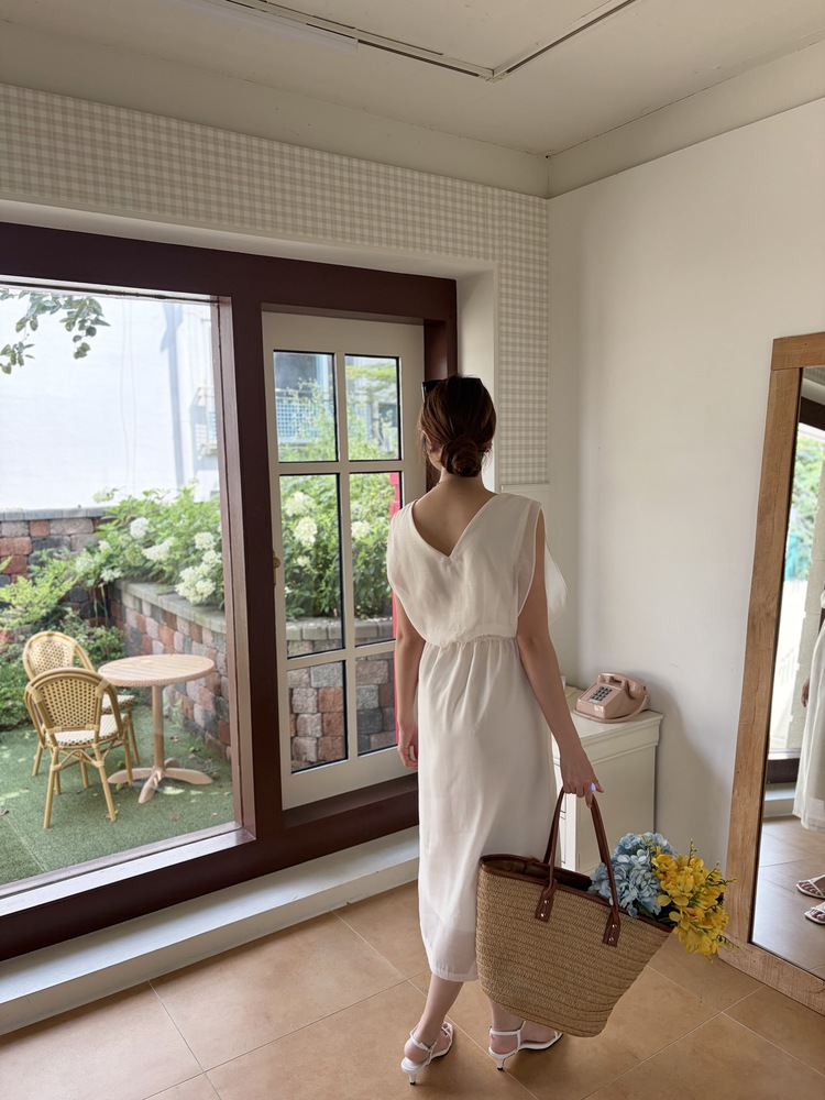 The Romance Two-Way Dress (Cream)