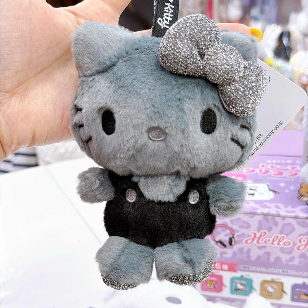 日本直送Hello Kitty新款不同顏色系列公仔掛飾