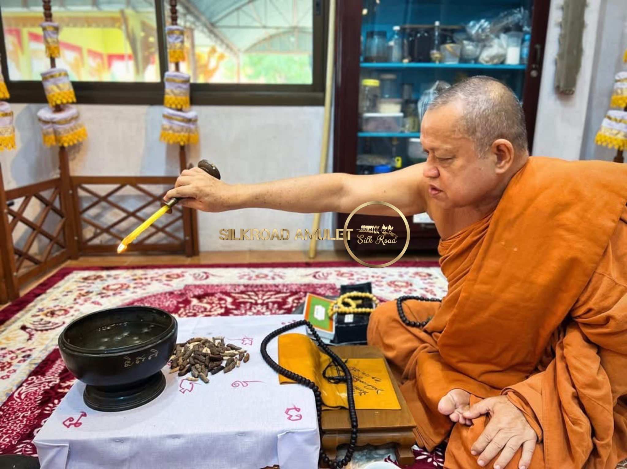 龍婆披贊  百年嫁龍神木 x 古法金舌人緣鳥🪵🕊️  附全高清防水殼｜師父親手寫符｜專屬經文及佩戴方法✨