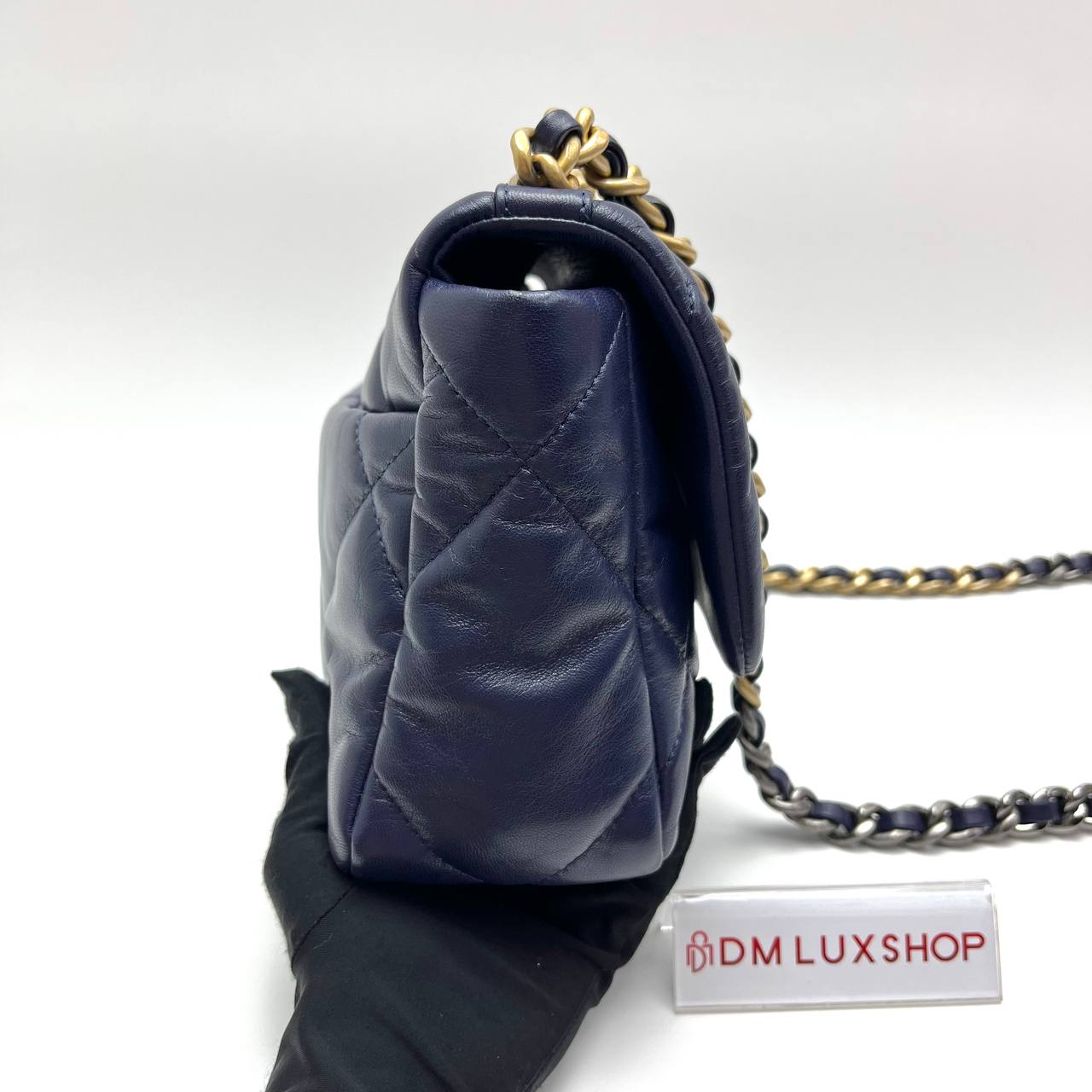 Chanel 19 Goatskin Navy Small GHW (Serial 30, Y: 2020)