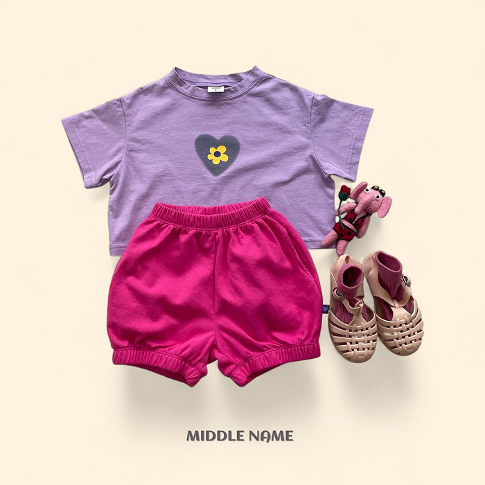 🇰🇷middle name tee