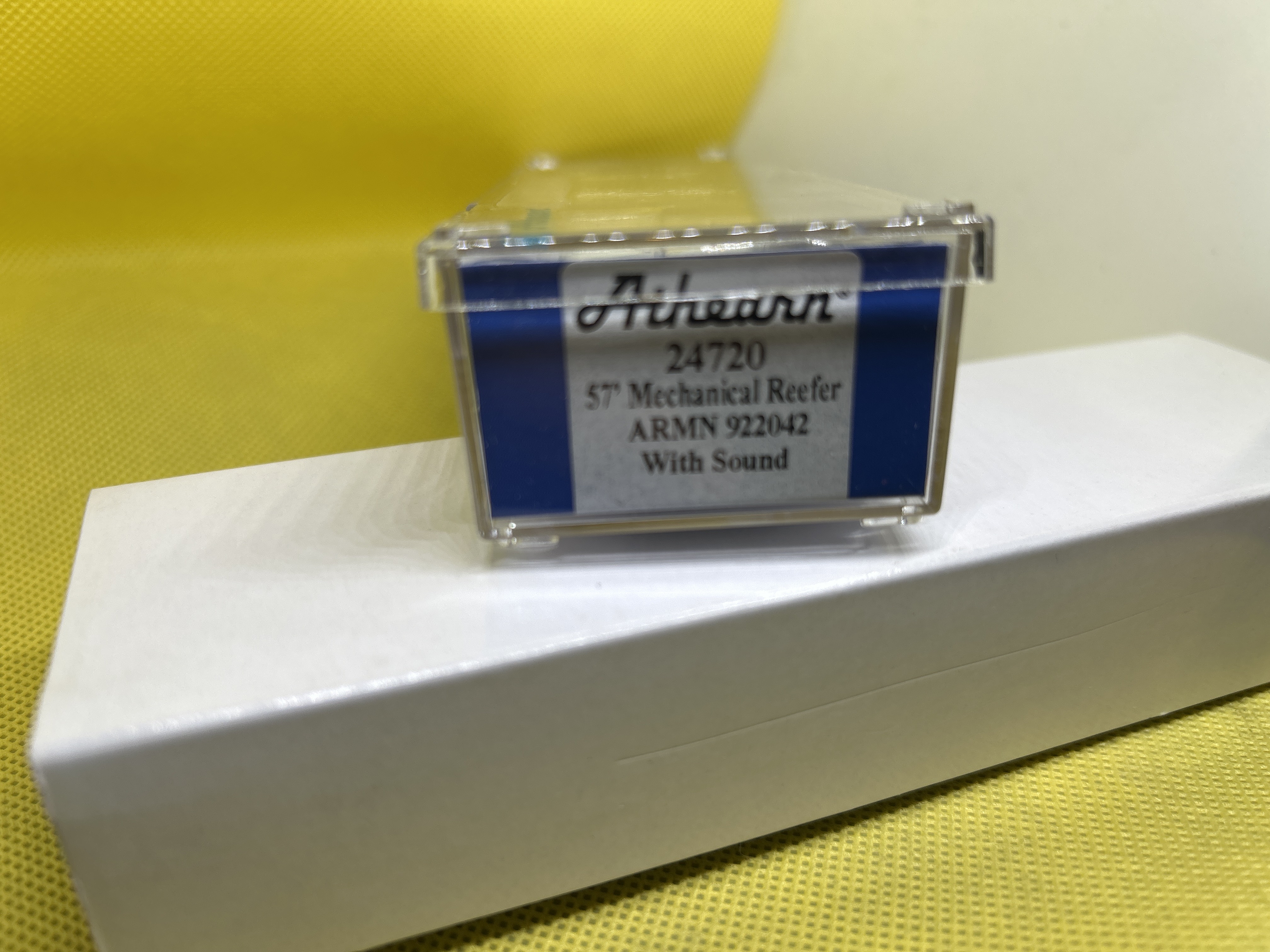 N Scale ATHEARN 24720 有聲效 57’ Mechanical Reefer ARMN922042 